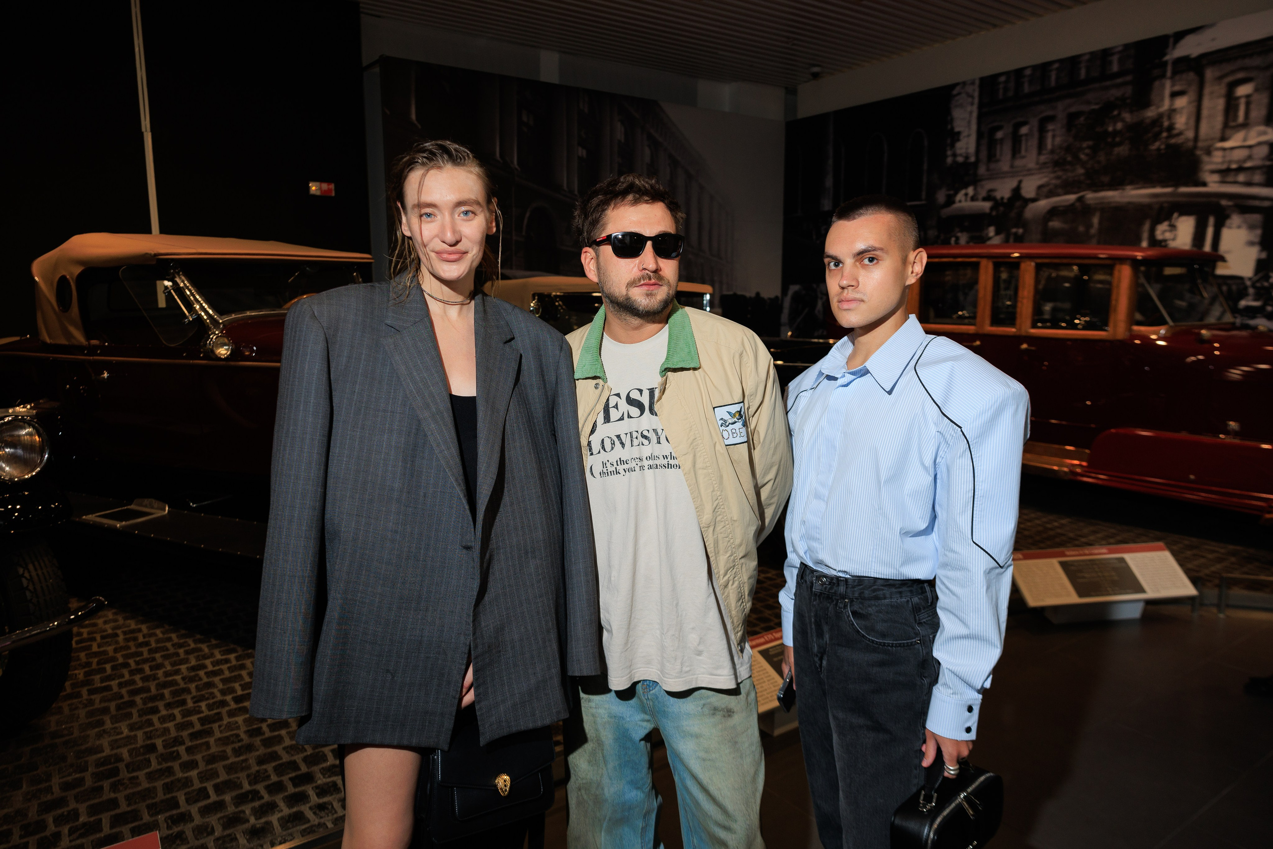 Фотограф для модного показа. Контент для бизнеса в Екатеринбурге Полдень Медиа