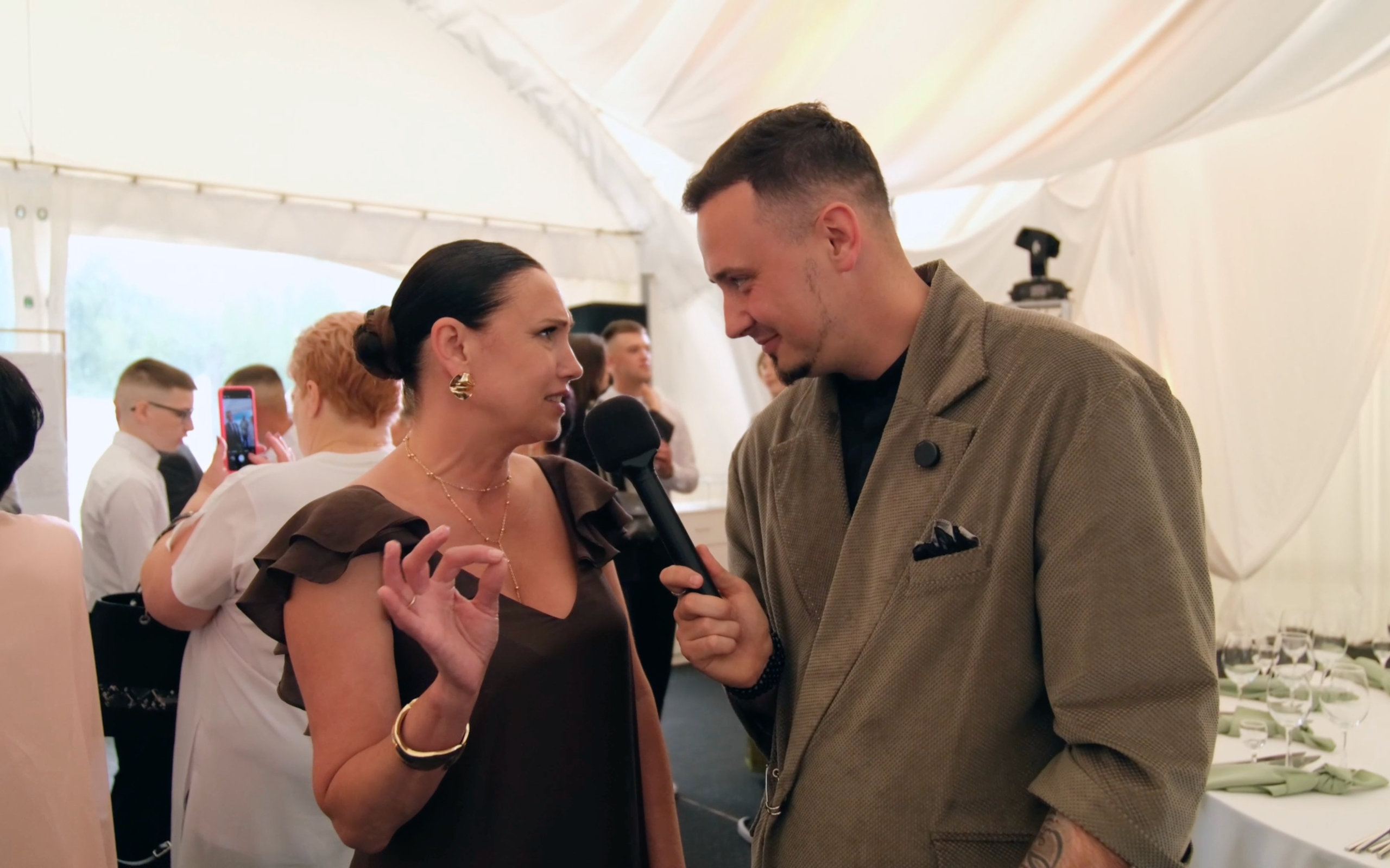 Свадебное SDE интервью в Ива Парк. Репортажный видеограф Илья Сухоносиик