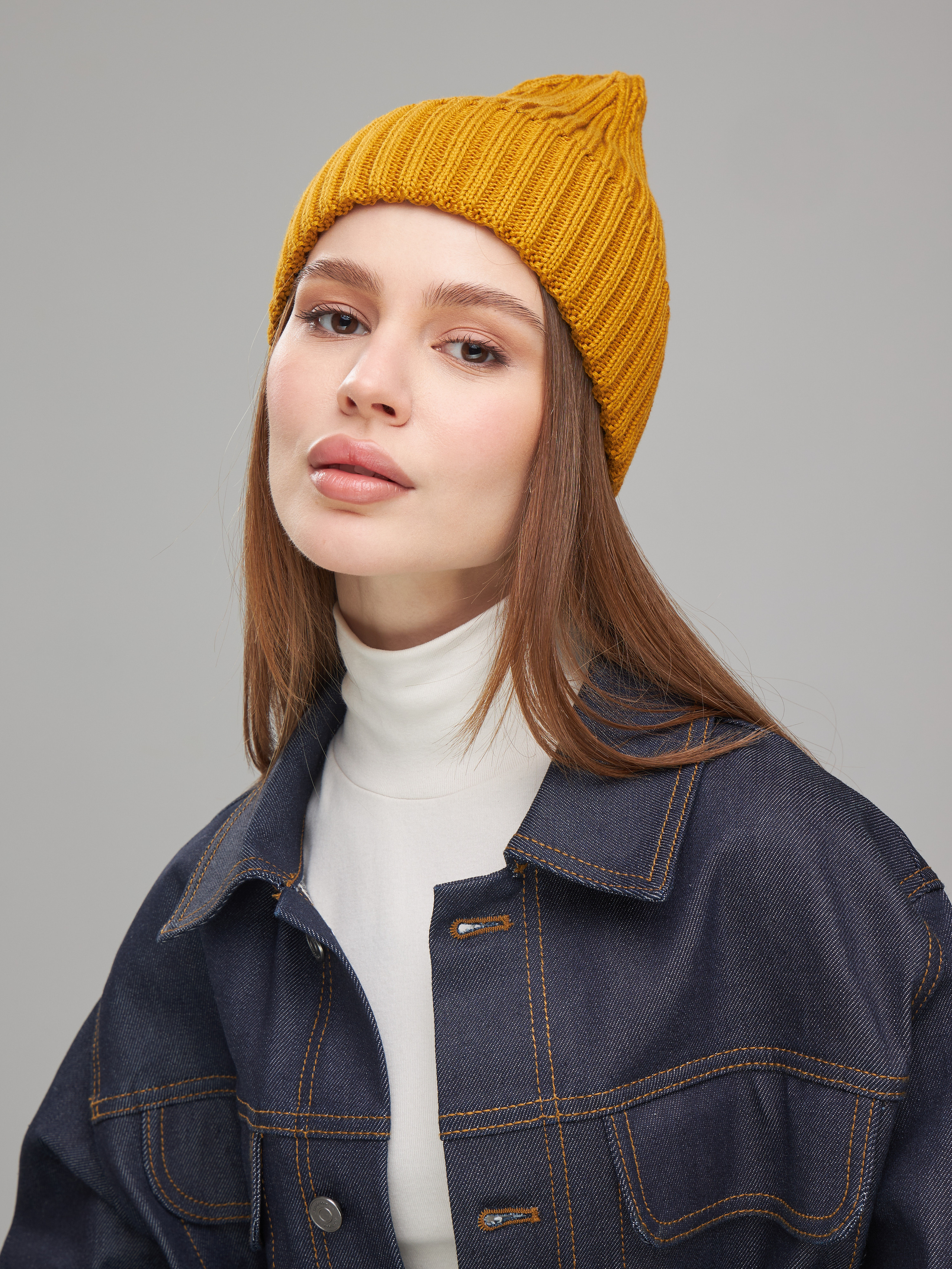 Фотосъемка шапок для маркетплейсов. Алексей Темнов — фотограф в Пятигорске