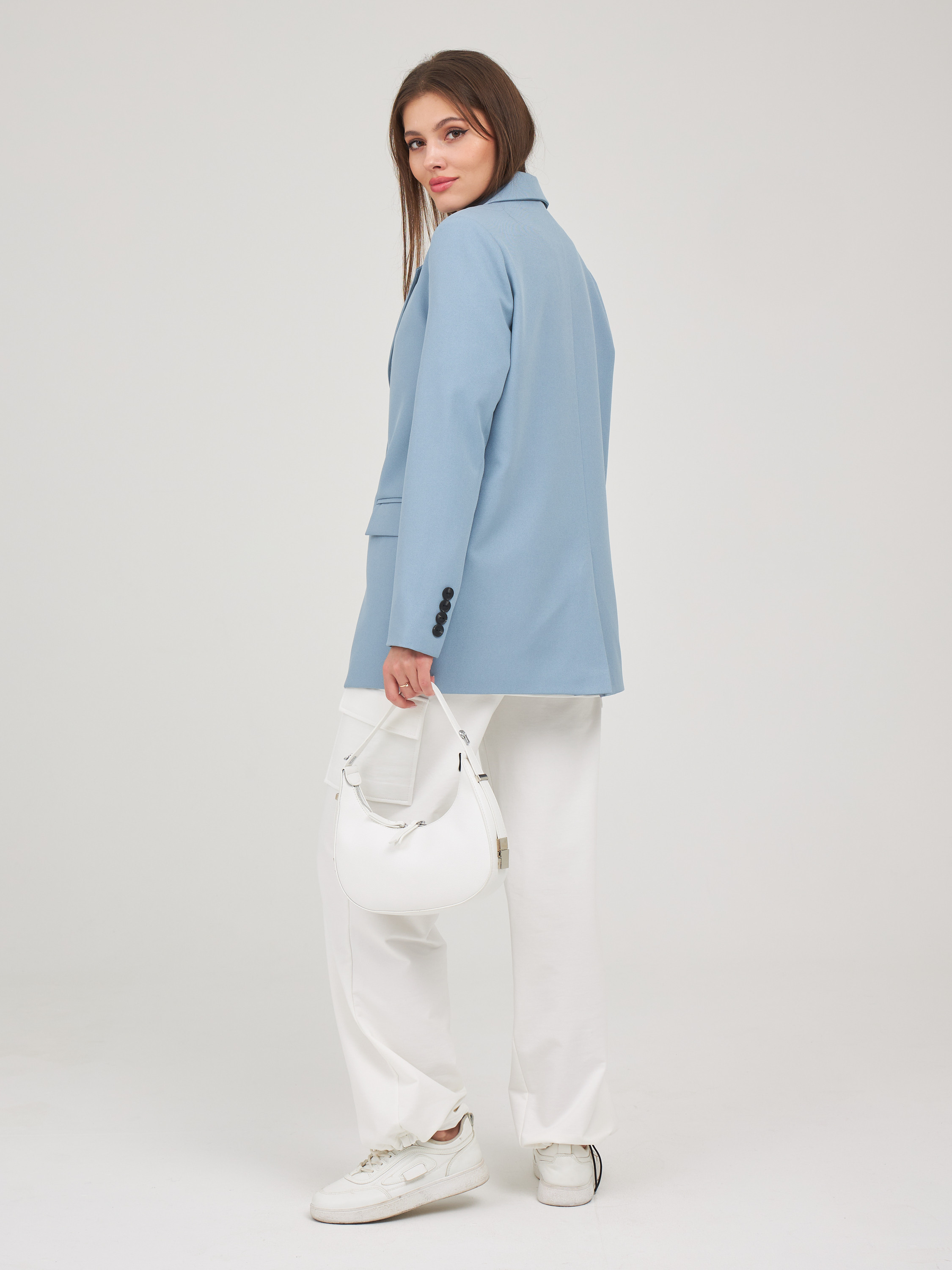 Фотосъемка одежды для маркетплейсов. Алексей Темнов — фотограф в Пятигорске