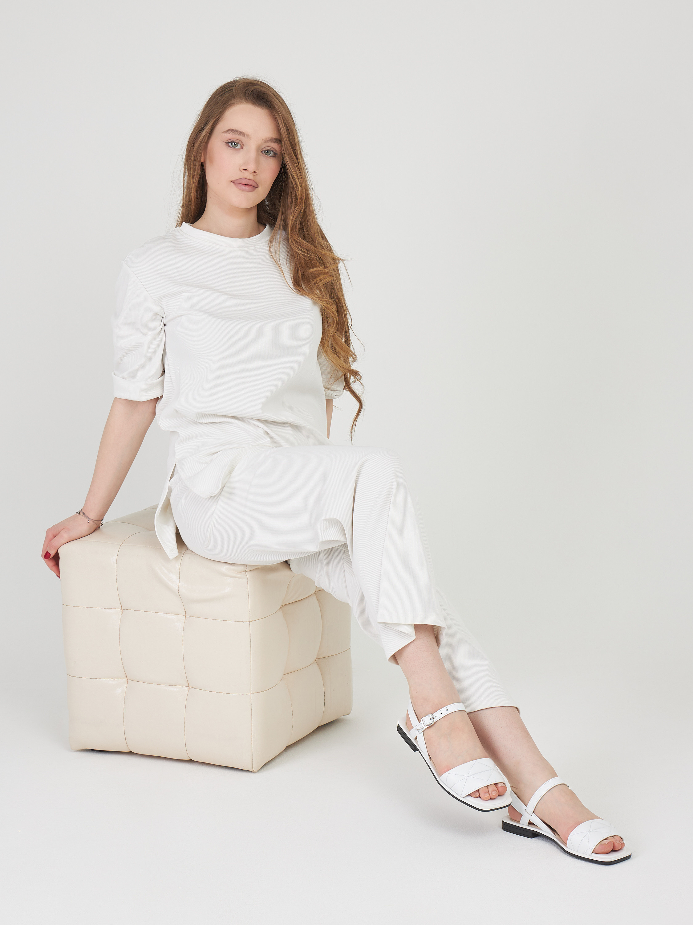 Фотосъемка обуви на модели для маркетплейсов. Алексей Темнов — фотограф в Пятигорске