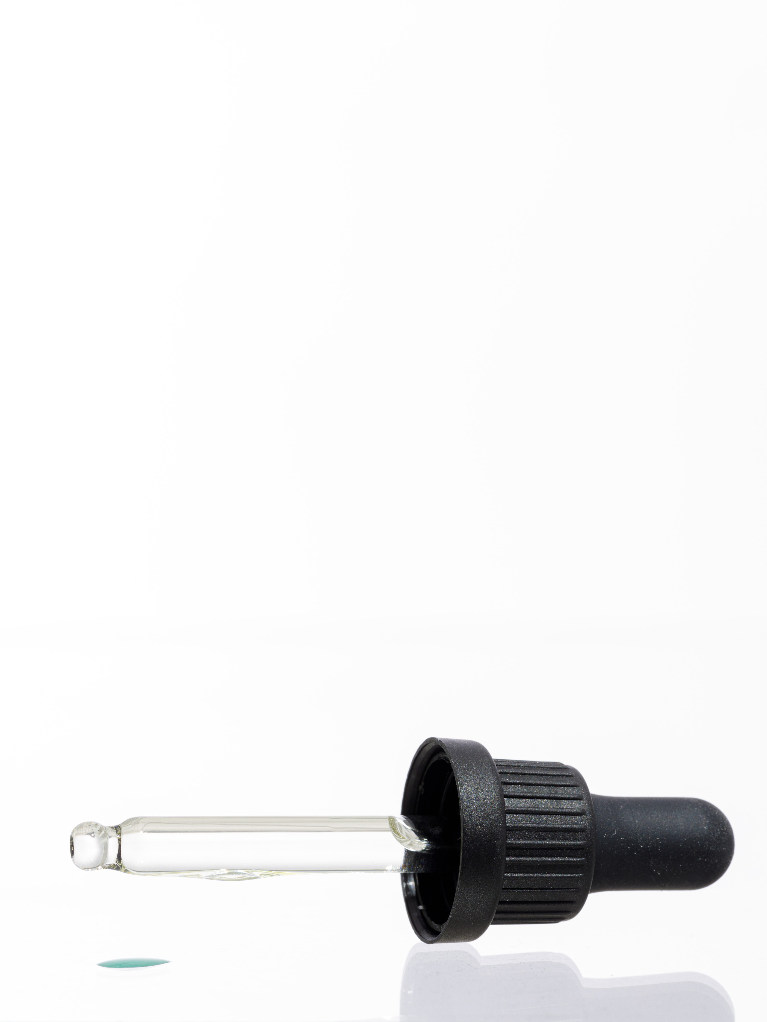 Фотосъемка стекла отражающих и бликующих объектов для маркетплейсов. Алексей Темнов — фотограф в Пятигорске