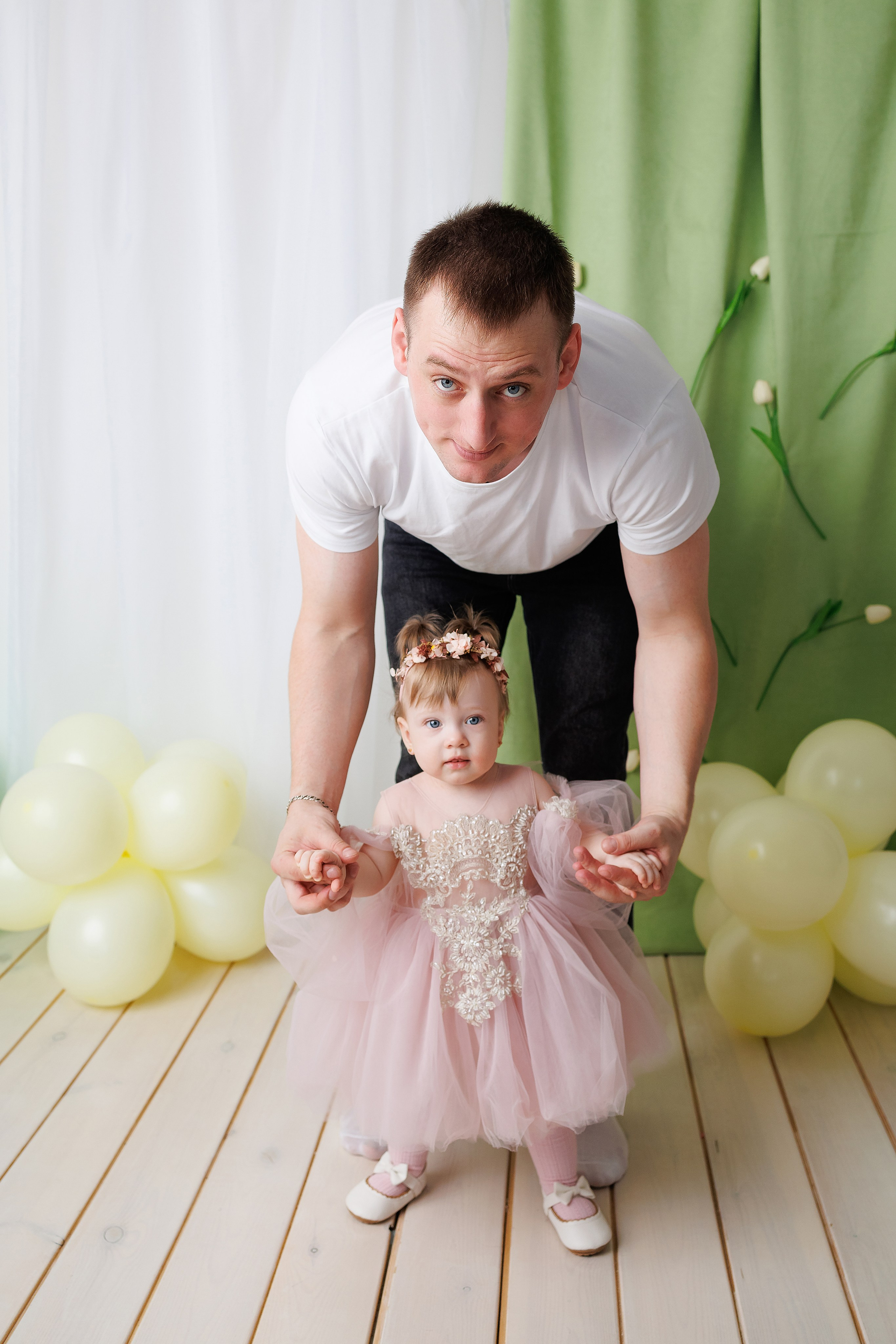 Аделине 1 годик. Фотограф новорожденный малышей Новосибирск
