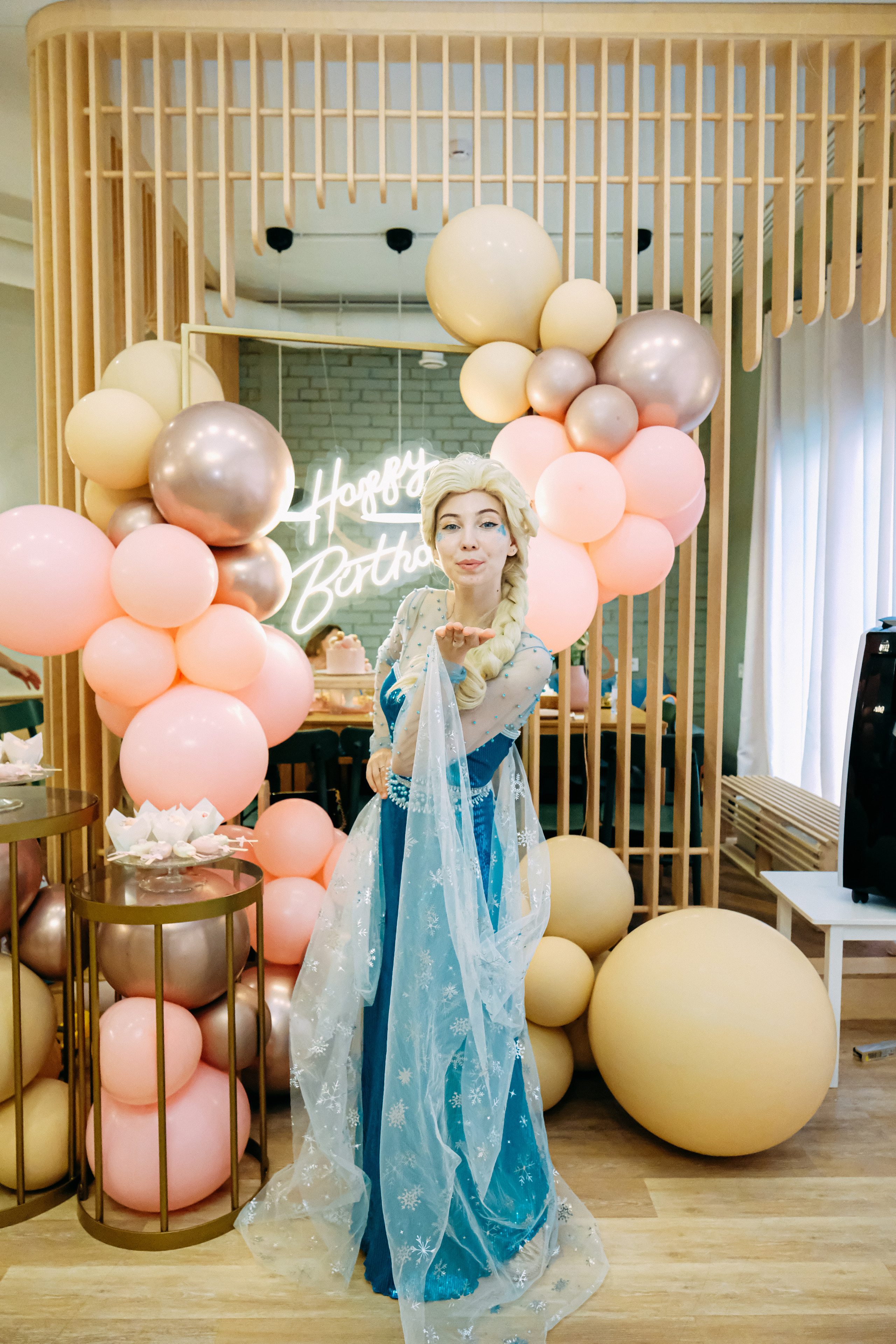 День Рождения " В гостях у Эльзы». Свадебный и семейный фотограф в Санкт-Петербурге Светлана Лантратова