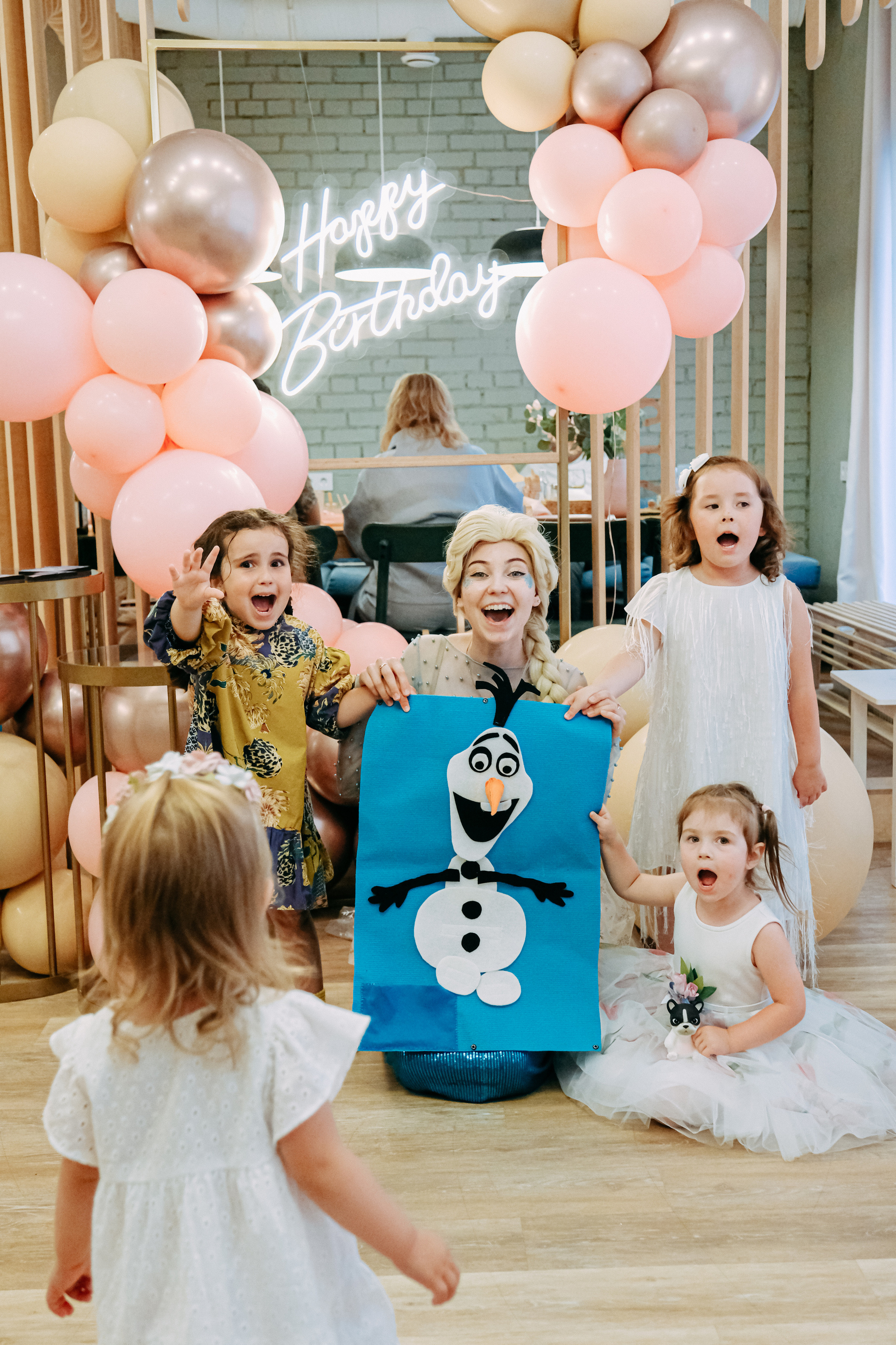 День Рождения " В гостях у Эльзы». Свадебный и семейный фотограф в Санкт-Петербурге Светлана Лантратова