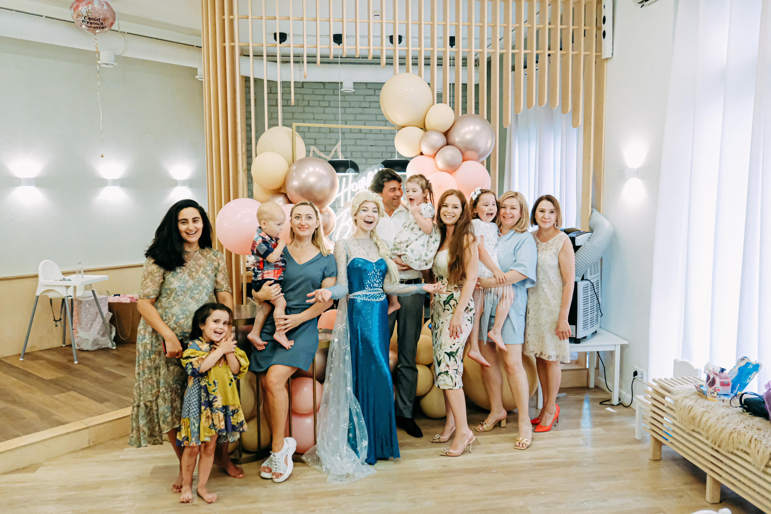 День Рождения " В гостях у Эльзы». Свадебный и семейный фотограф в Санкт-Петербурге Светлана Лантратова