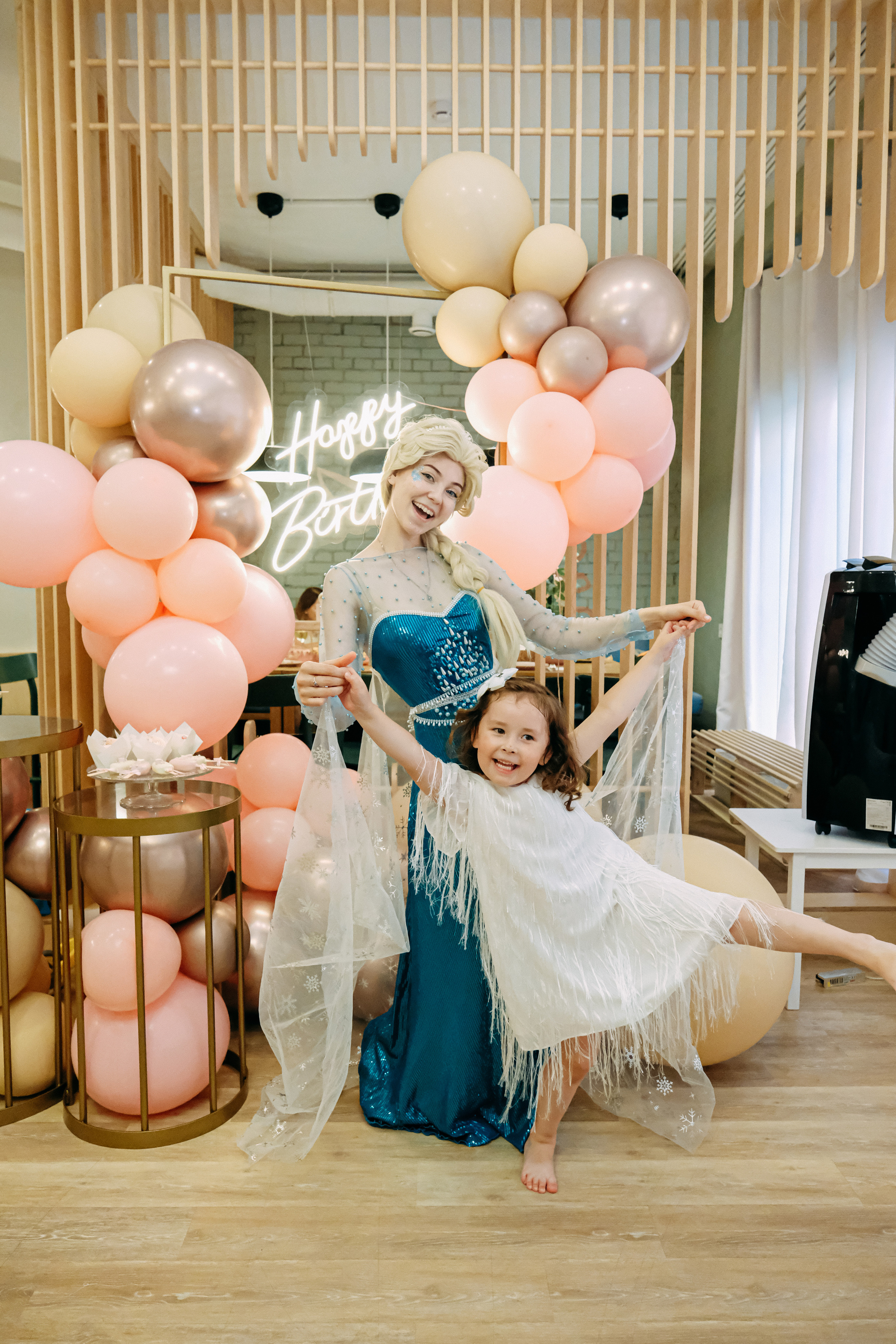 День Рождения " В гостях у Эльзы». Свадебный и семейный фотограф в Санкт-Петербурге Светлана Лантратова