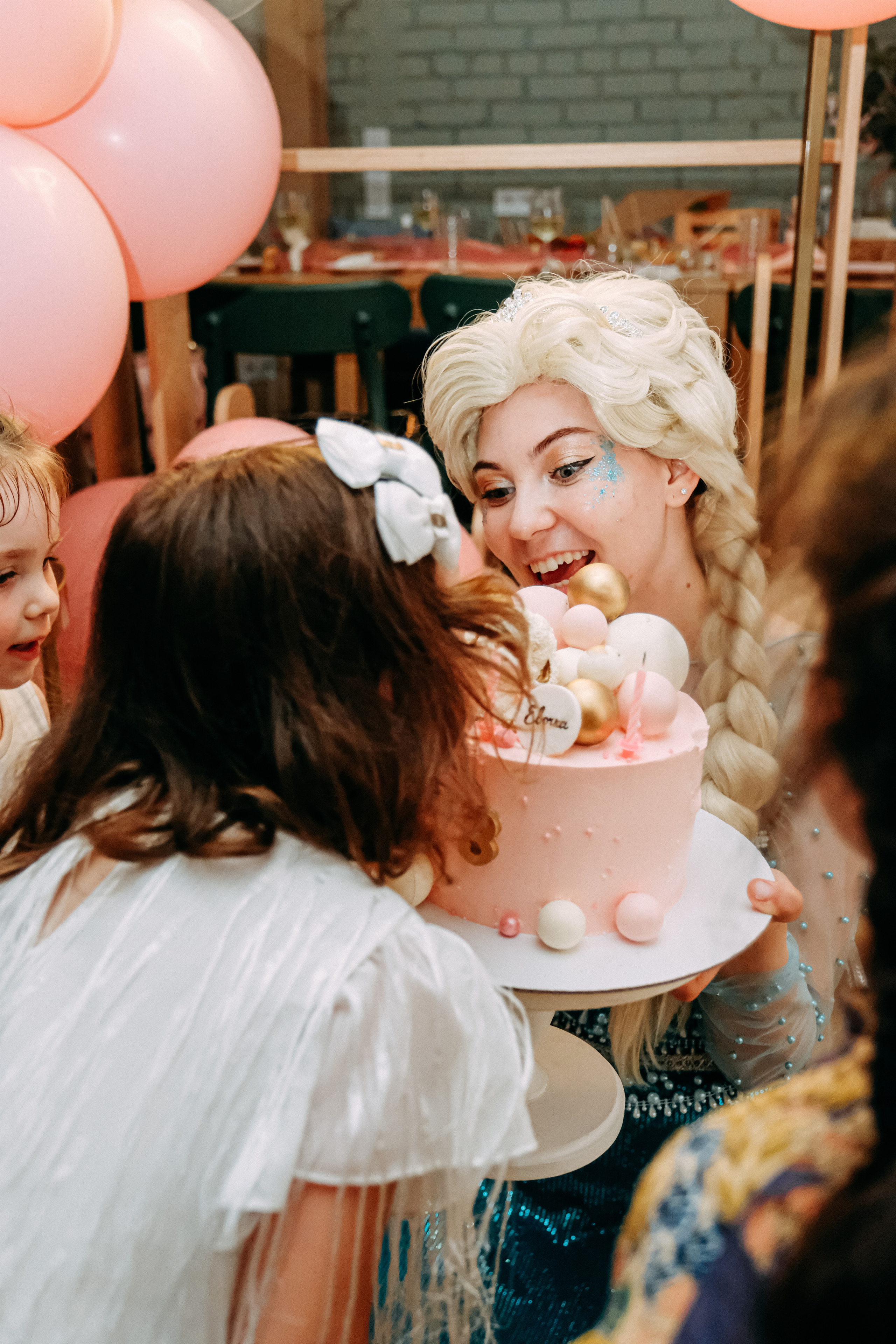 День Рождения " В гостях у Эльзы». Свадебный и семейный фотограф в Санкт-Петербурге Светлана Лантратова