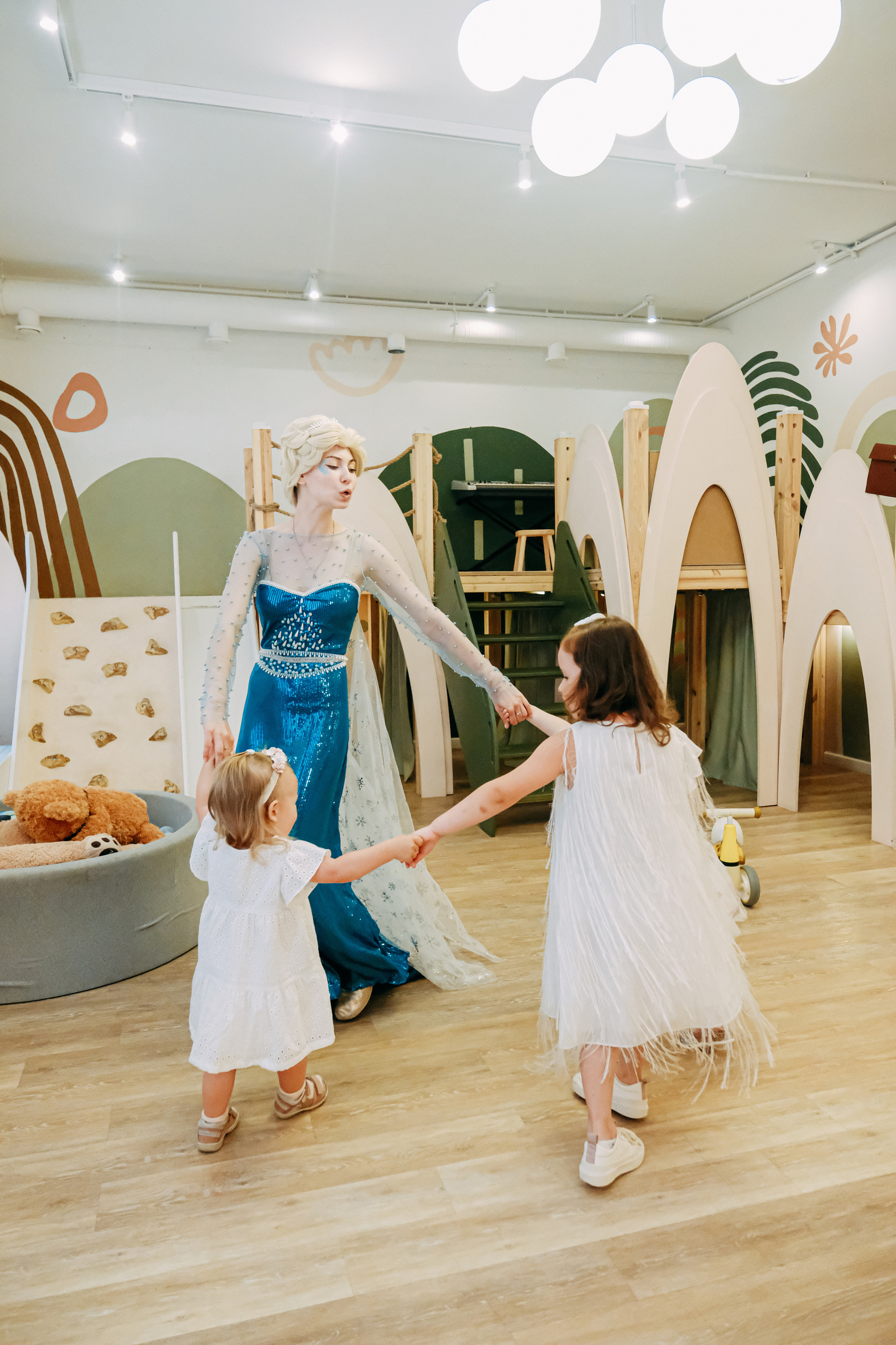 День Рождения " В гостях у Эльзы». Свадебный и семейный фотограф в Санкт-Петербурге Светлана Лантратова