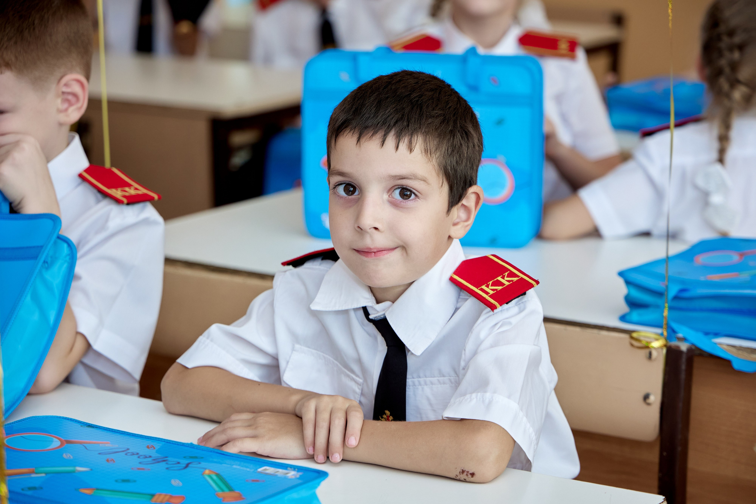 Линейки, выпускные, утренники, праздники