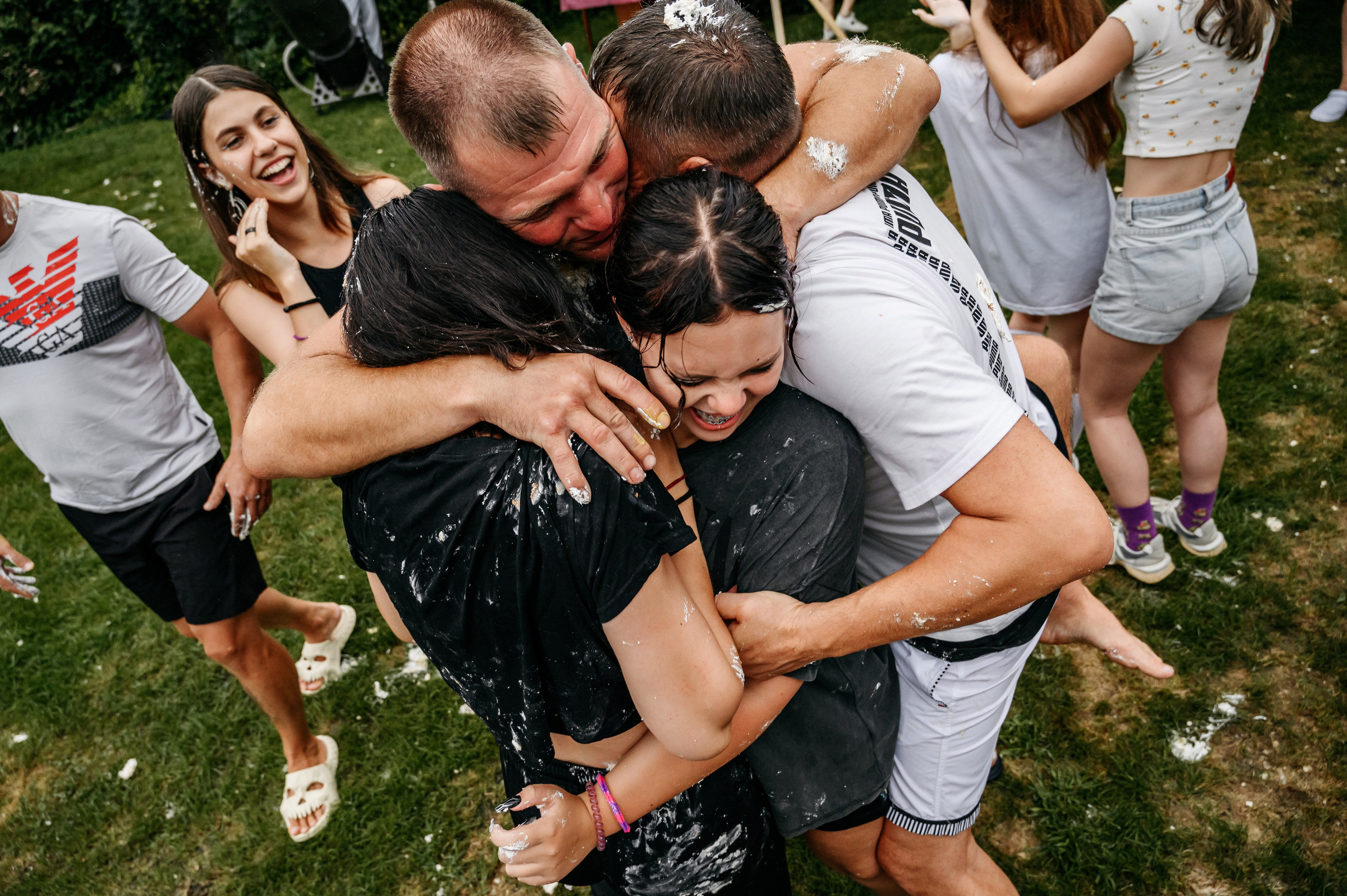 Ника. Пенная вечеринка с бассейном. Фотограф Владивосток. Игорь Кирсанов