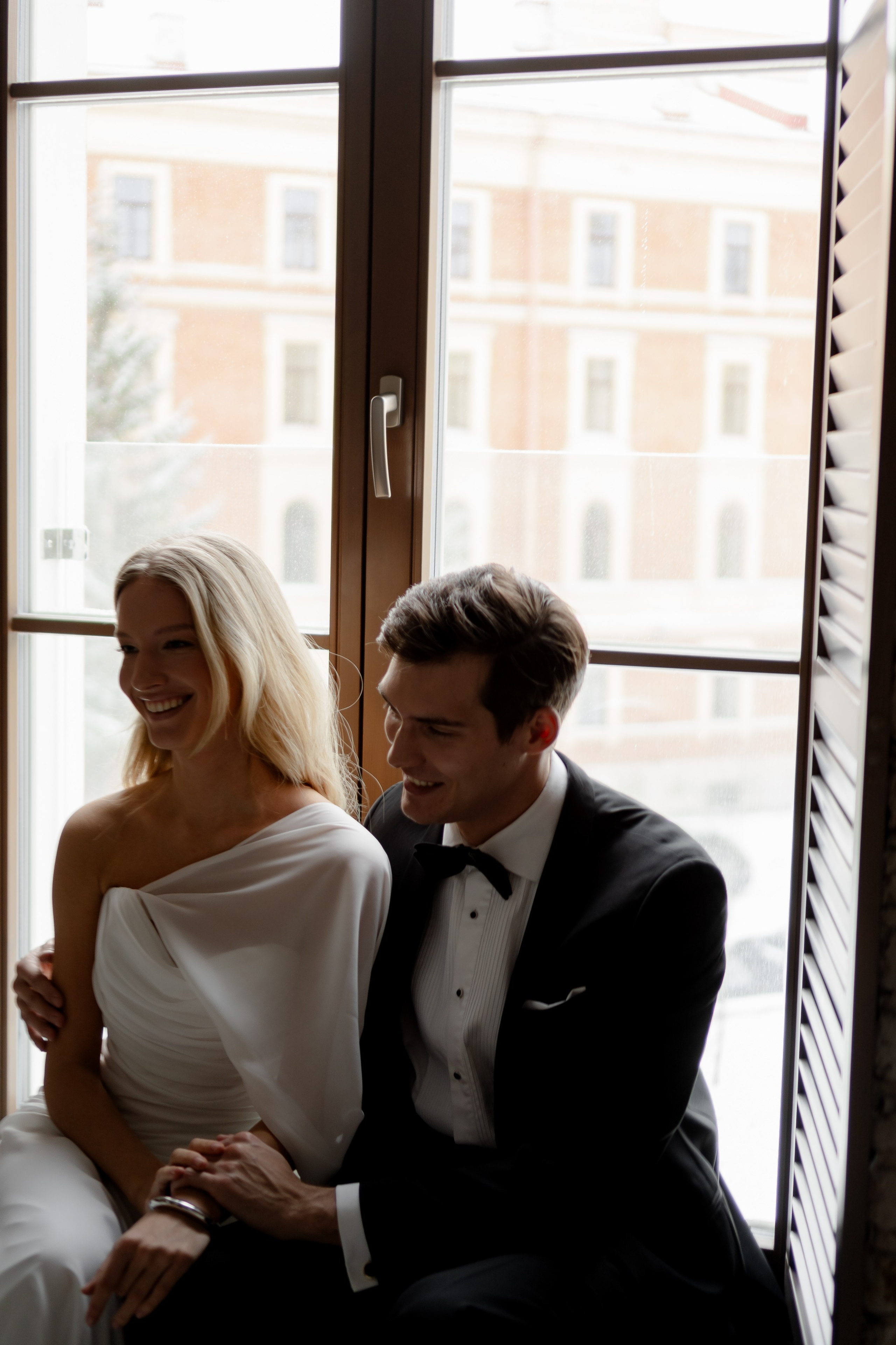 ЭЛЕГАНТНАЯ СВАДБЕНАЯ СЬЕМКА ЖЕНИХА И НЕВЕСТЫ В ДОРОГОМ ОТЕЛЕ САНКТ-ПЕТЕРБУРГА. Профессиональный фотограф, Санкт-Петербург — Виктория Богомолова
