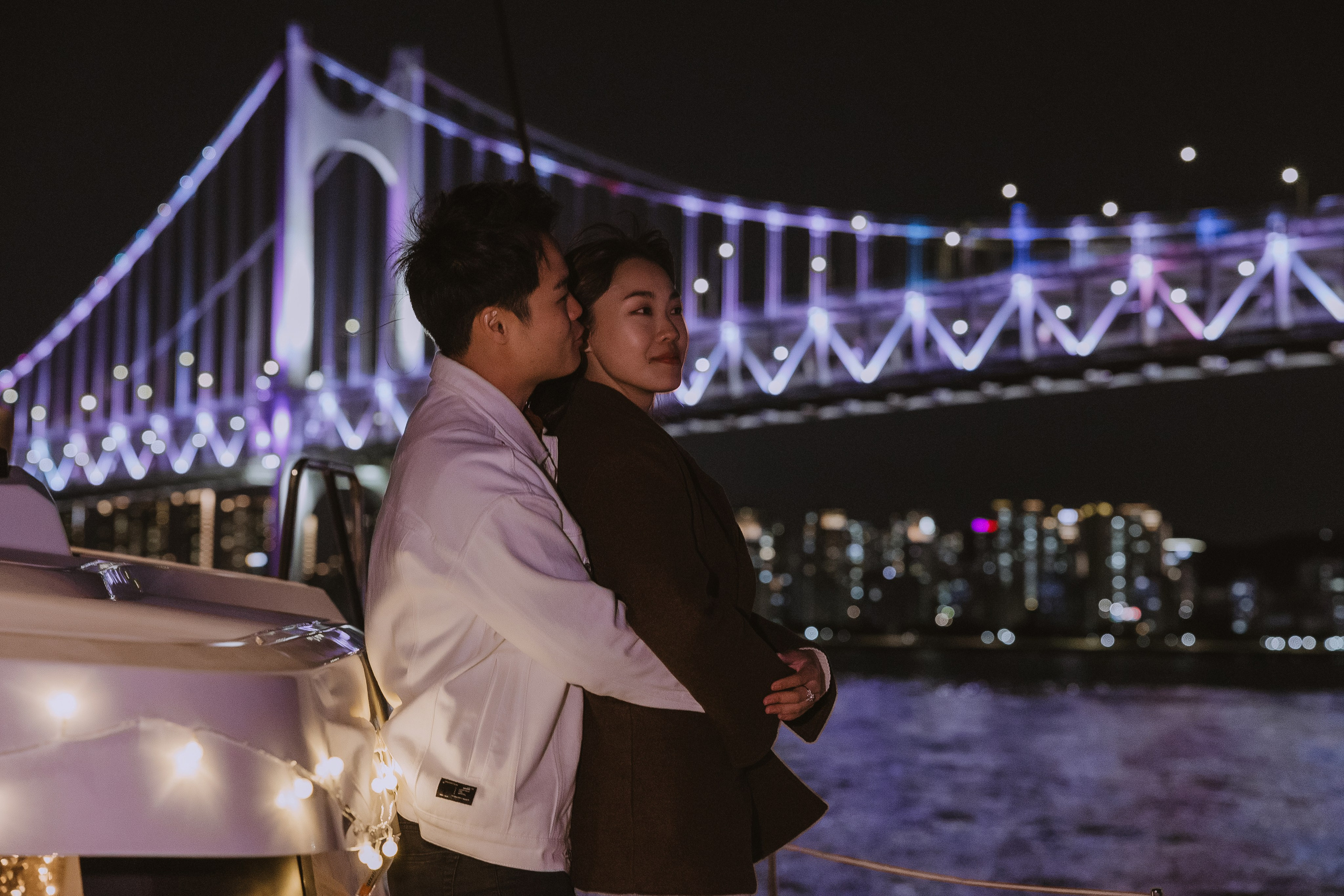 Предложение руки и сердца на яхте во время вечерней прогулке в Пусане. ВАШ ФОТОГРАФ В ПУСАНЕ (Южная Корея) Александра Ануфрий