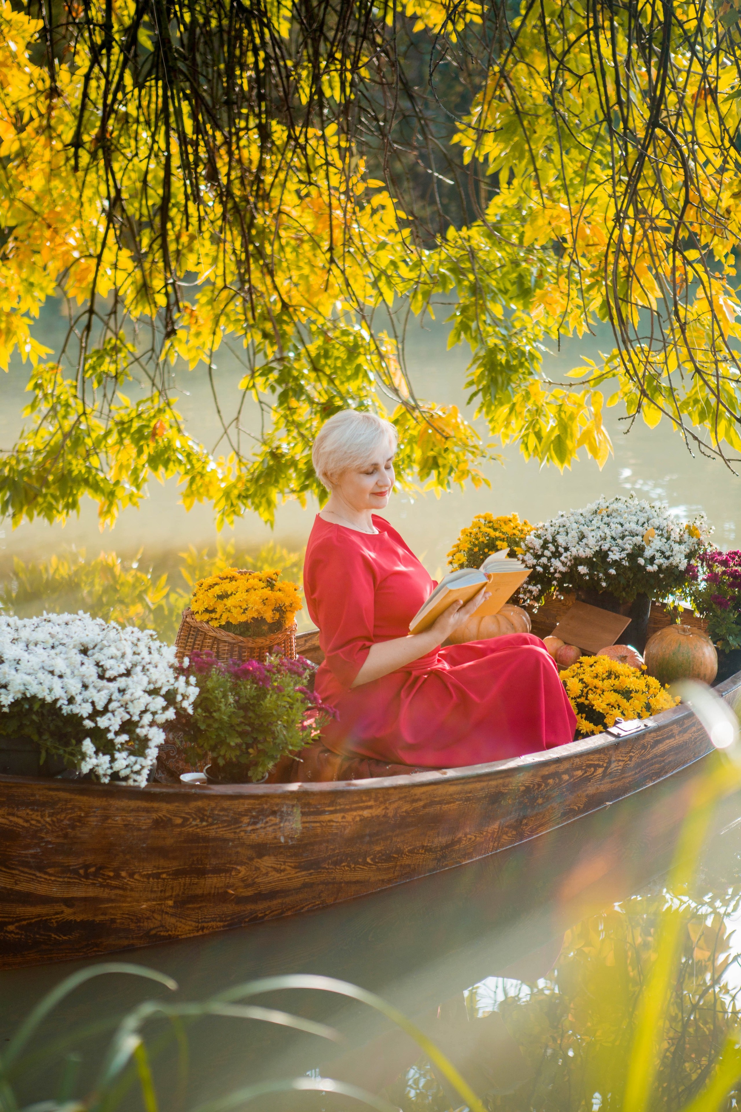 Лодка хризантем (осень). Свадебный семейный и детский фотограф в Краснодаре Карина Федоровская