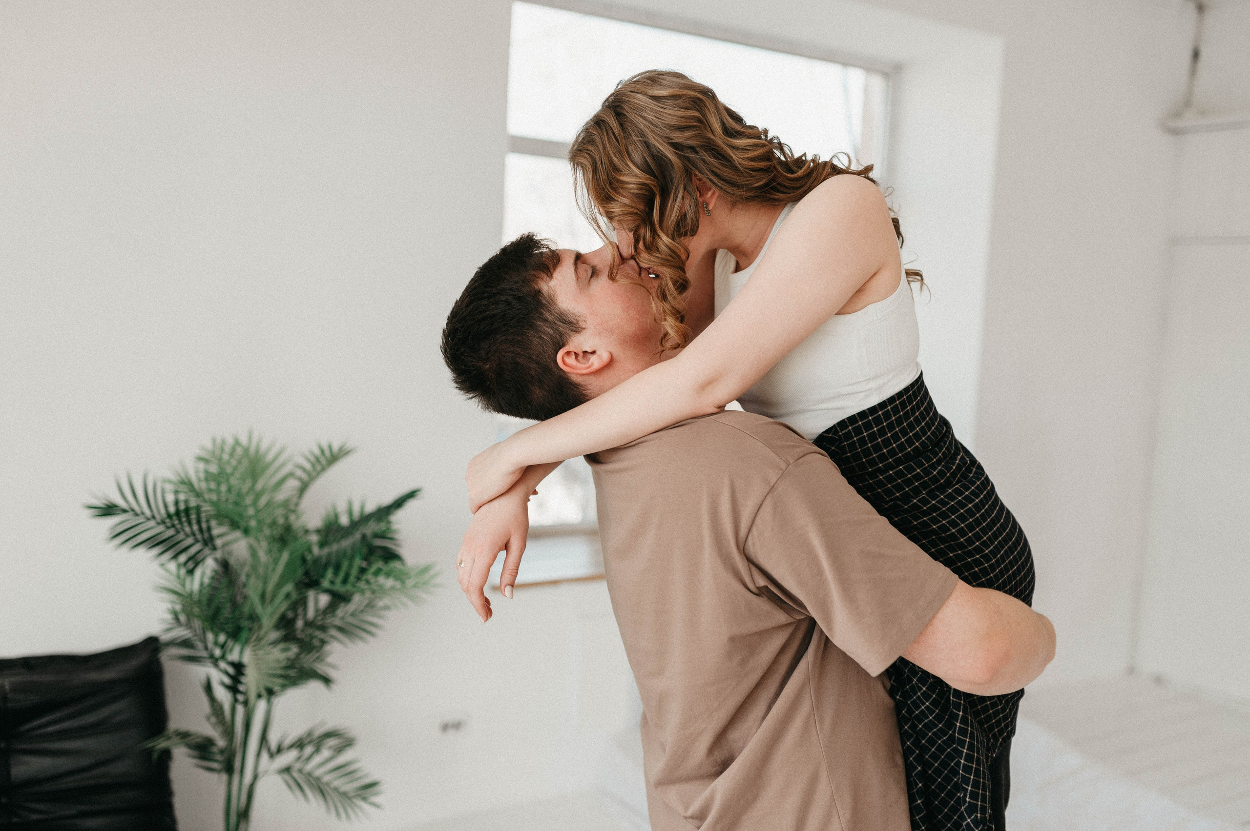 Максим и Юля. Свадебный и семейный фотограф в Чите Юлия Оранская