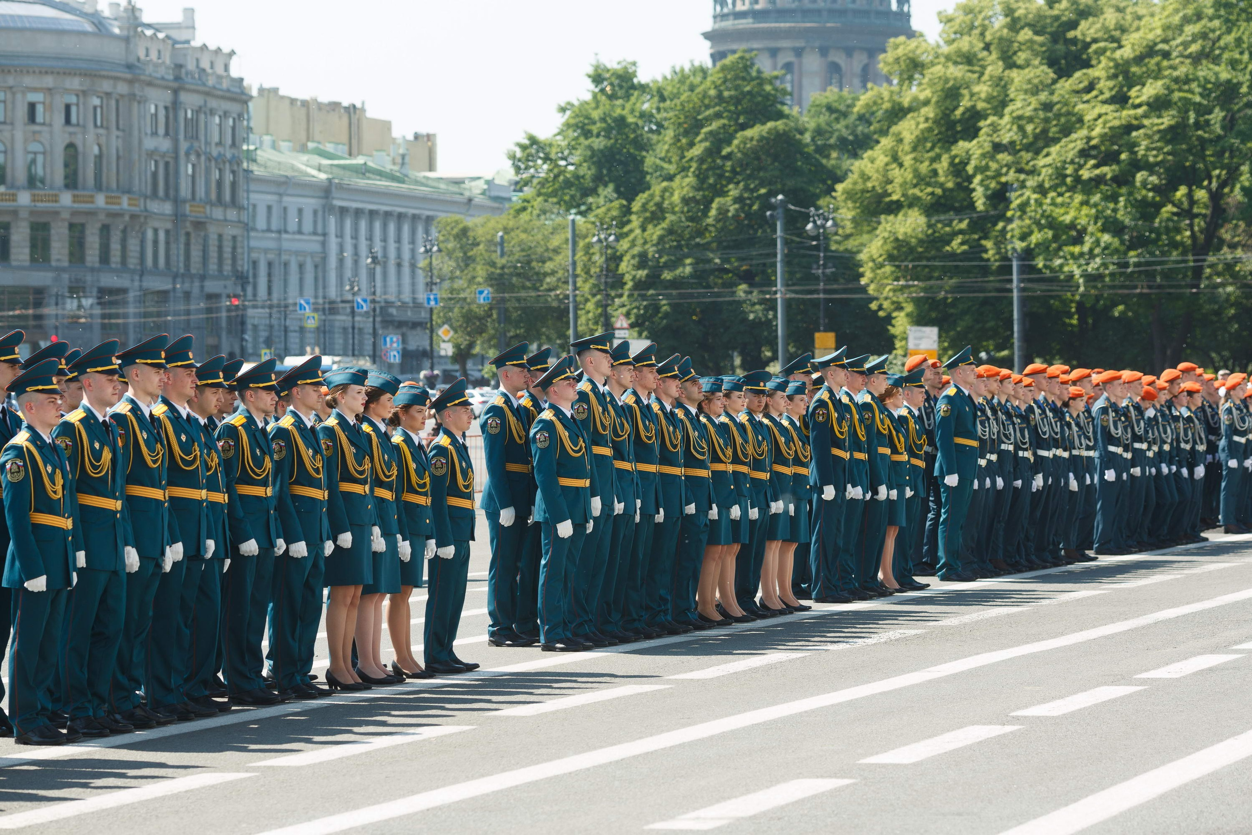 Выпуск офицеров СПб УГПС МЧС России. Свадебный фотограф Игорь Брундасов 8PHOTO на свадьбу венчание загс СПб