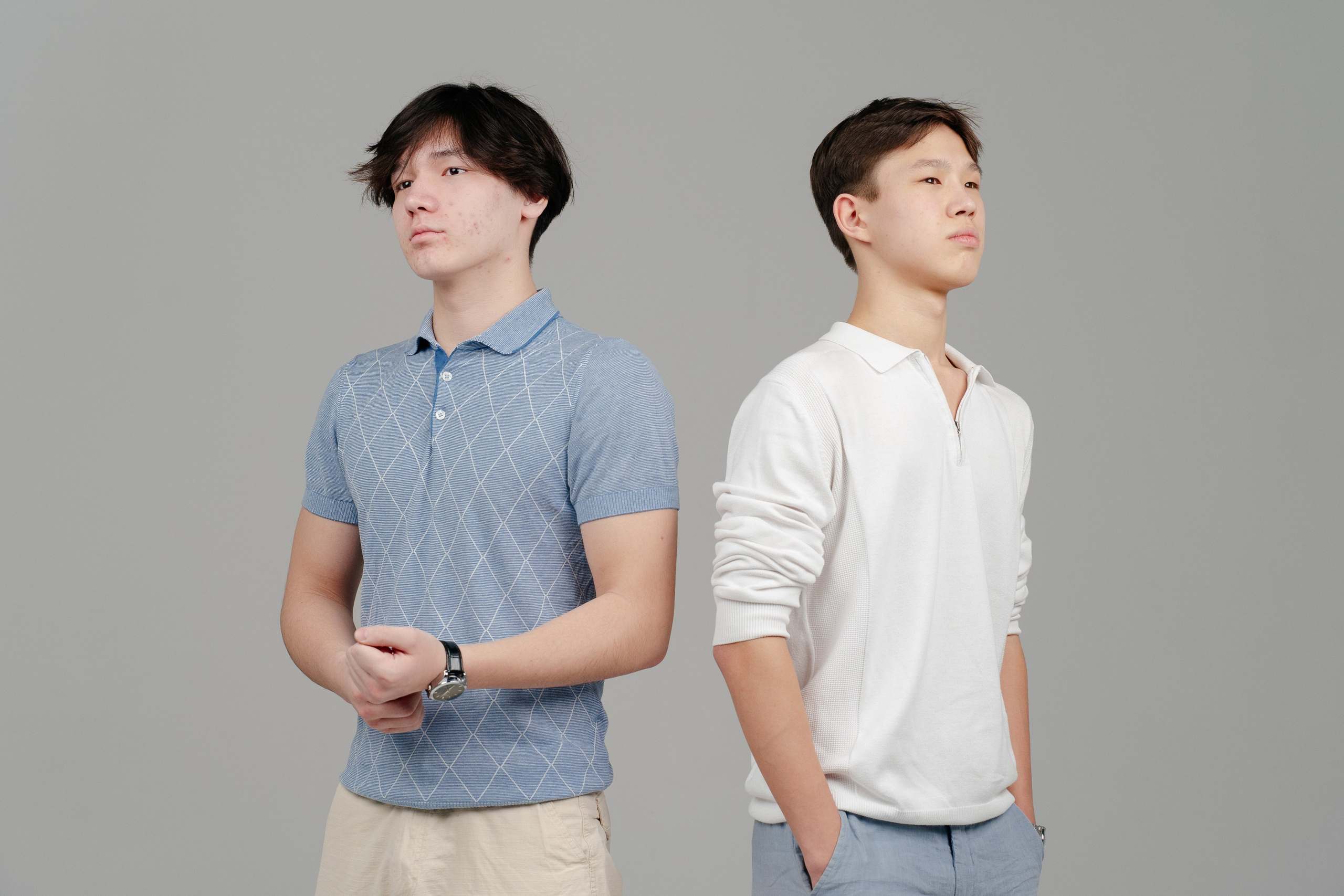 По двое. Выпускные альбомы в Нур-Султане (Астана) и по всему Казахстану