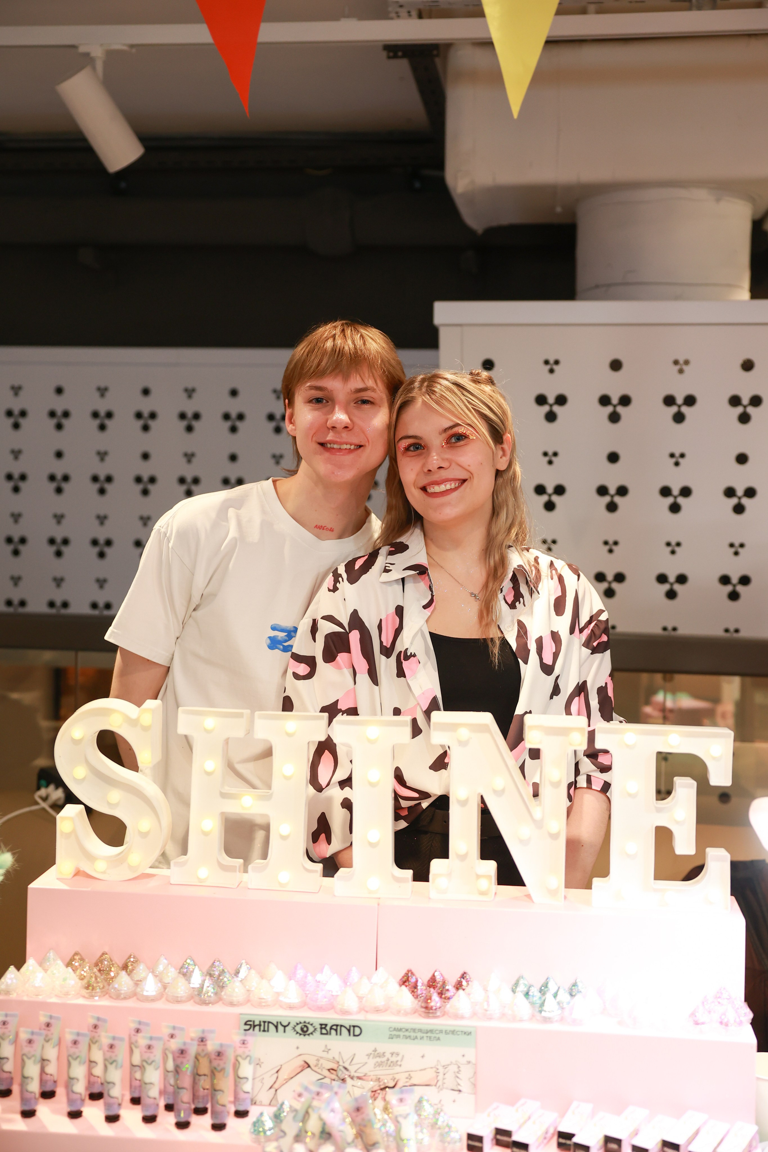 23–24 декабря 2023 в «Три вокзала. Депо» / День 1. Фотоотчеты «Ламбада-маркета»