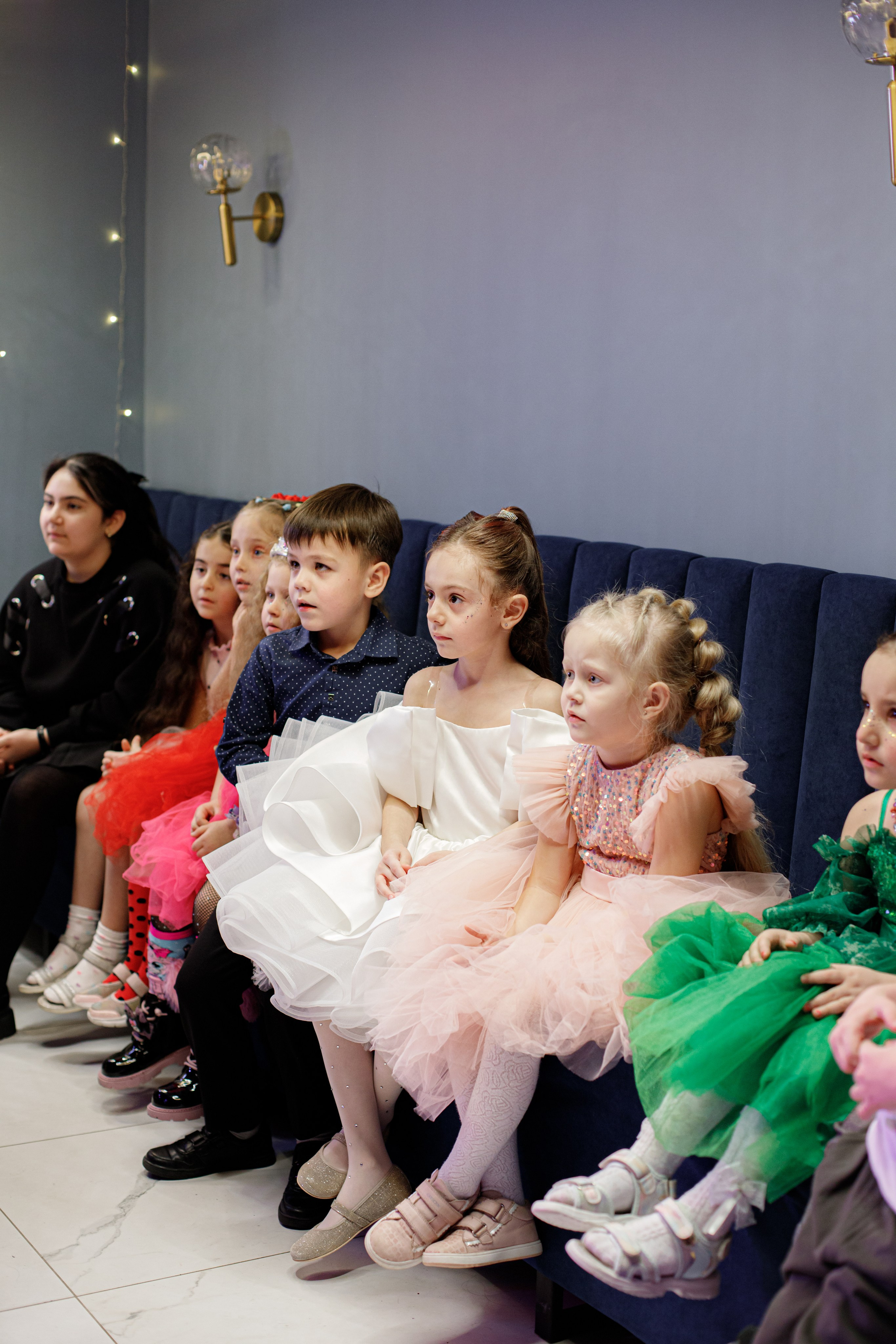 ASIA'S BIRTHDAY PARTY. Photokarish