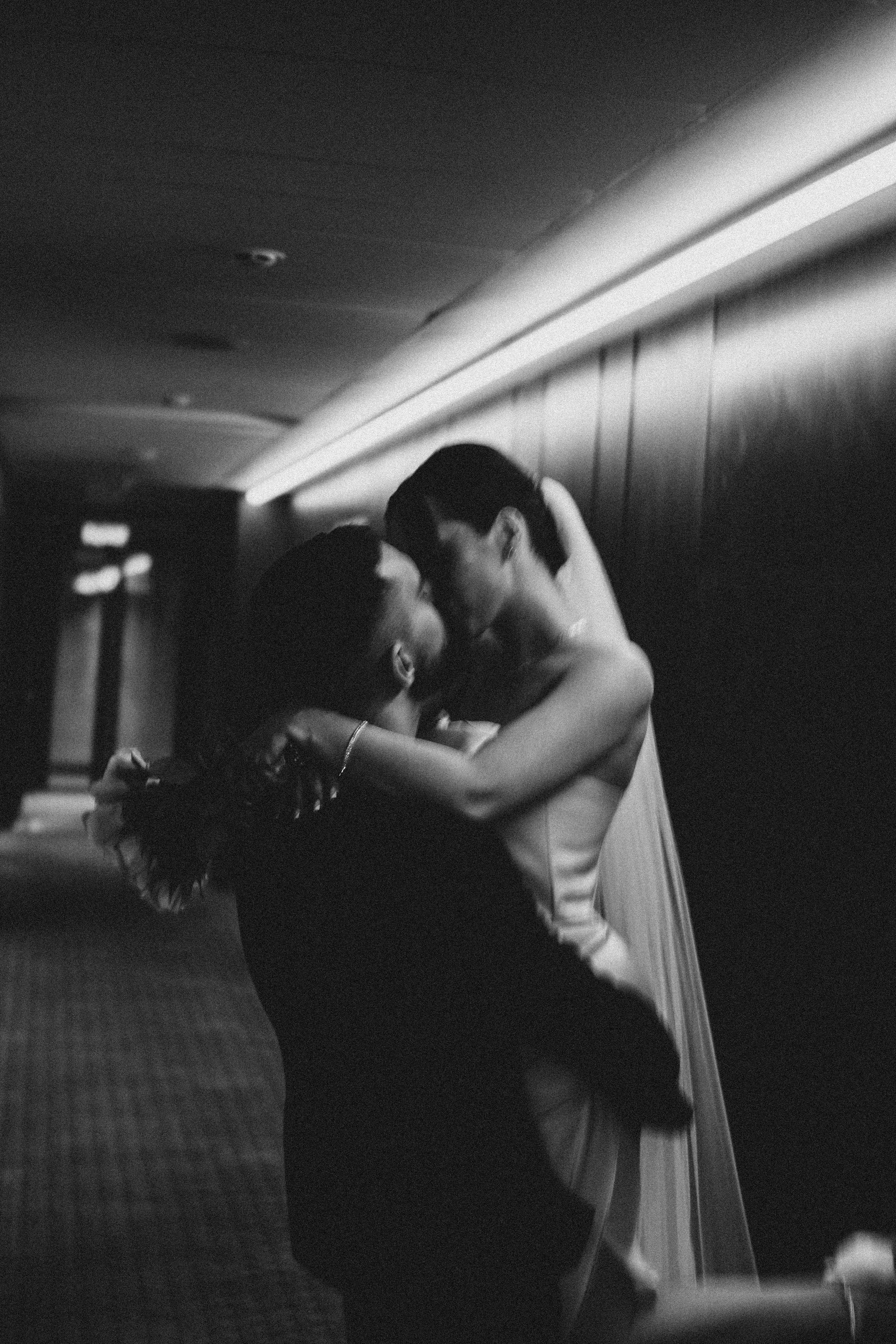 СВАДЕБНАЯ СЬЕМКА СБОРОВ ЖЕНИХА И НЕВЕСТЫ В ОТЕЛЕ И ТАКЖЕ ФОТОСЕССИИЯ В ОТЕЛЕЕ МЕГАПОЛИС БРЯНСК. Профессиональный фотограф, Санкт-Петербург — Виктория Богомолова