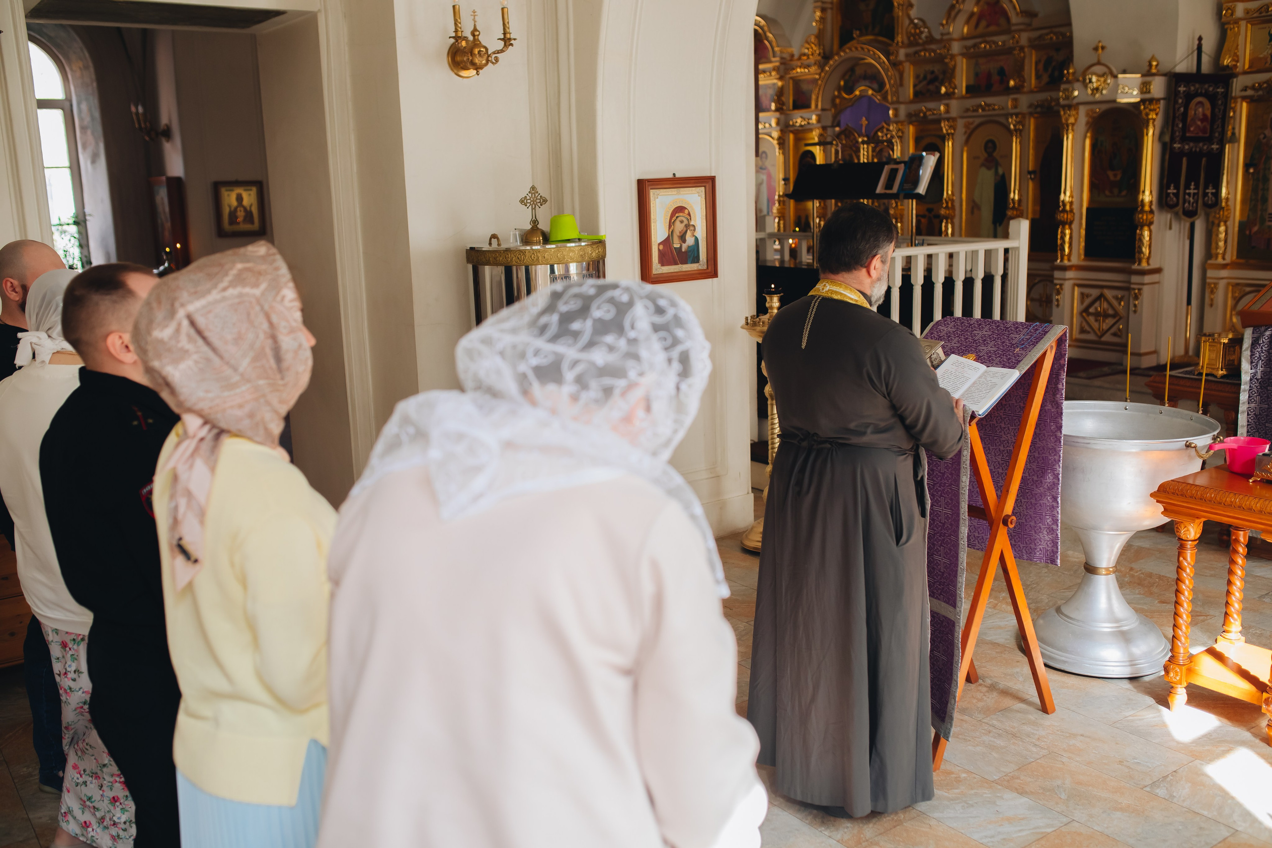 Крещение в светлом Храме. Семейный и детский фотограф в Москве Дорогова Екатерина