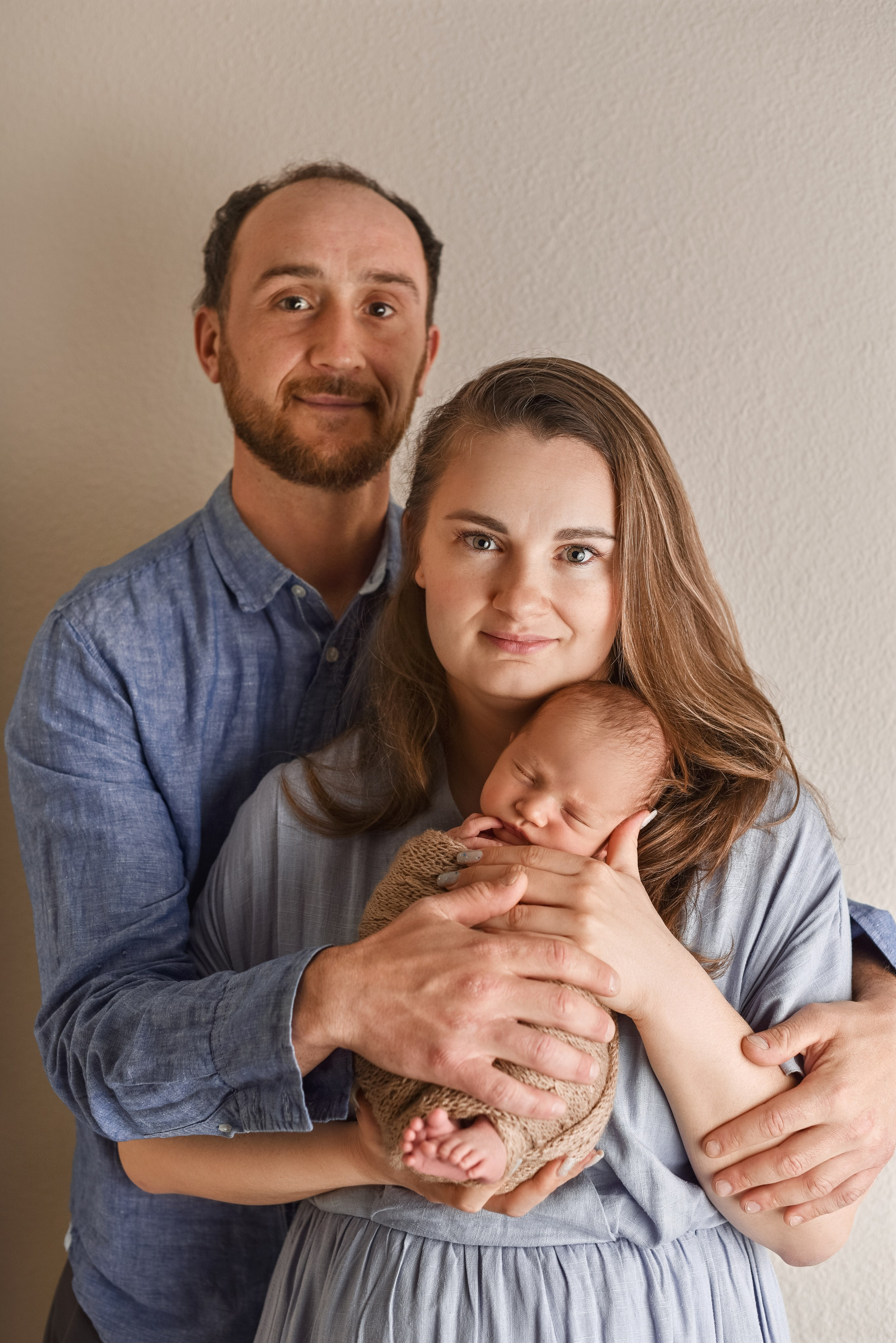 Кадры с родителями. Фотограф новорождённых в Сочи Наталия Дмитриева