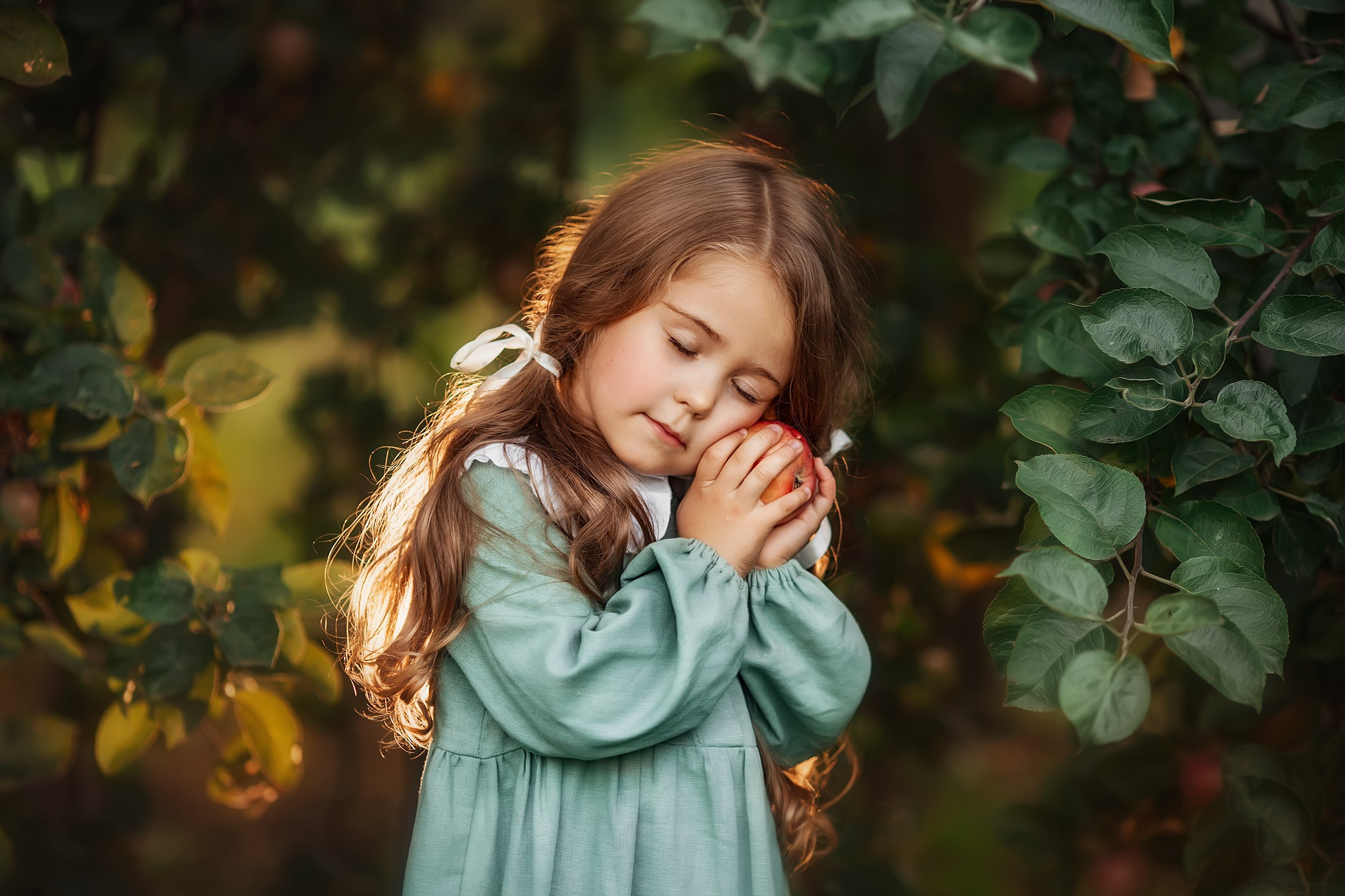 Дарья и Яблоки. Фотохудожник в Брянске Додонова Ольга