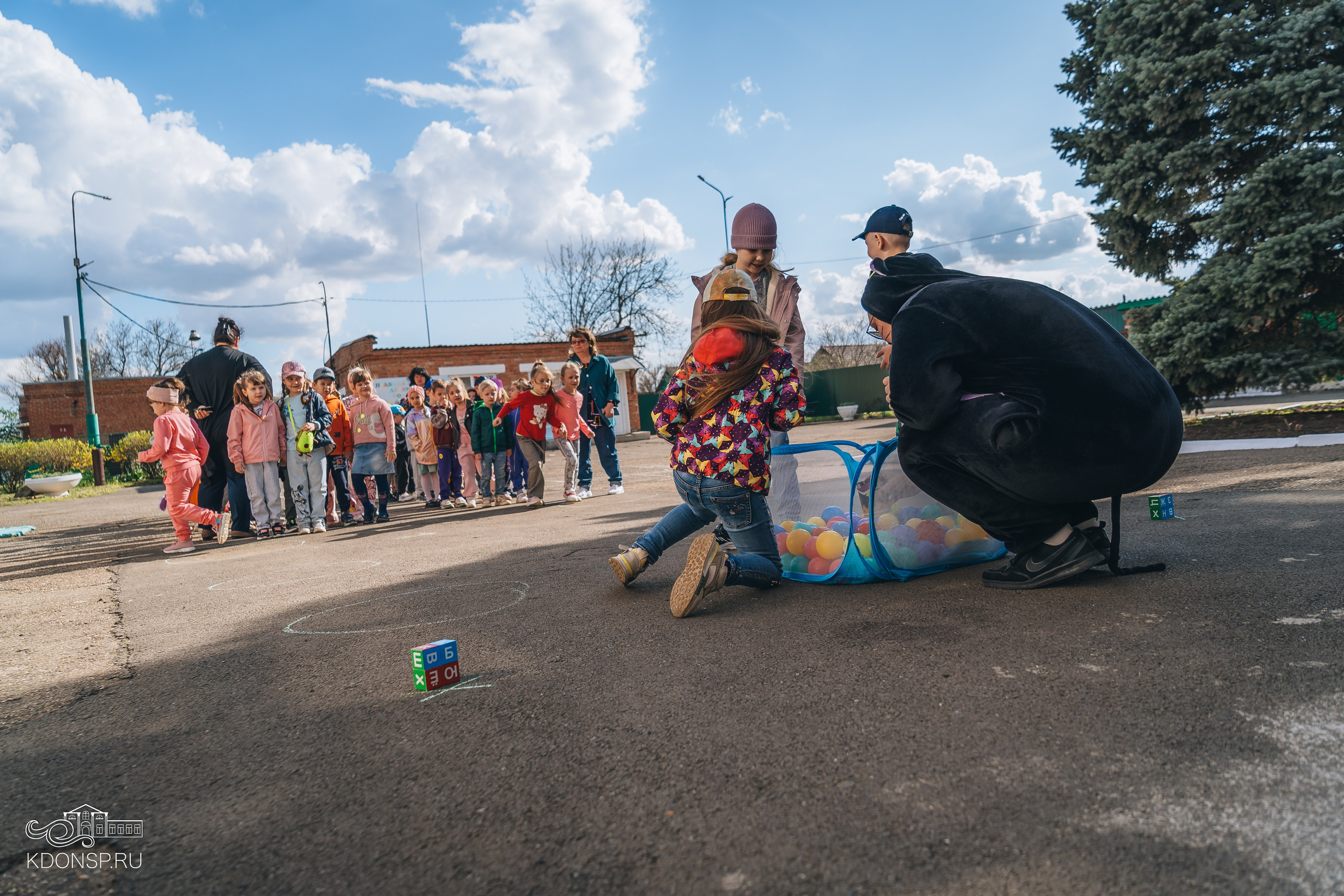 «У Лукоморья». Новотитаровский Дом культуры