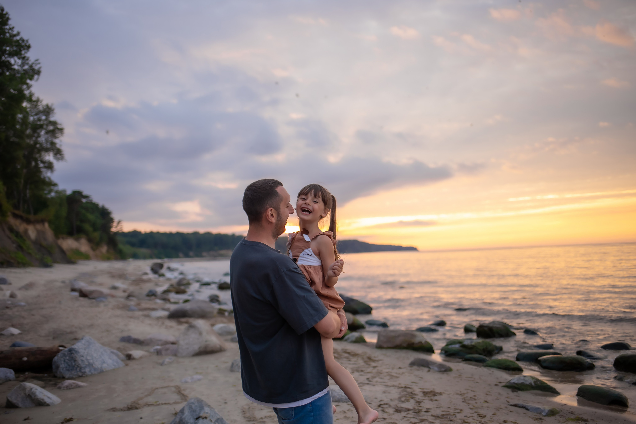 Есеня, Леня и Аня. Закат в Куликово. Фотограф в Калининграде Решетникова Алина