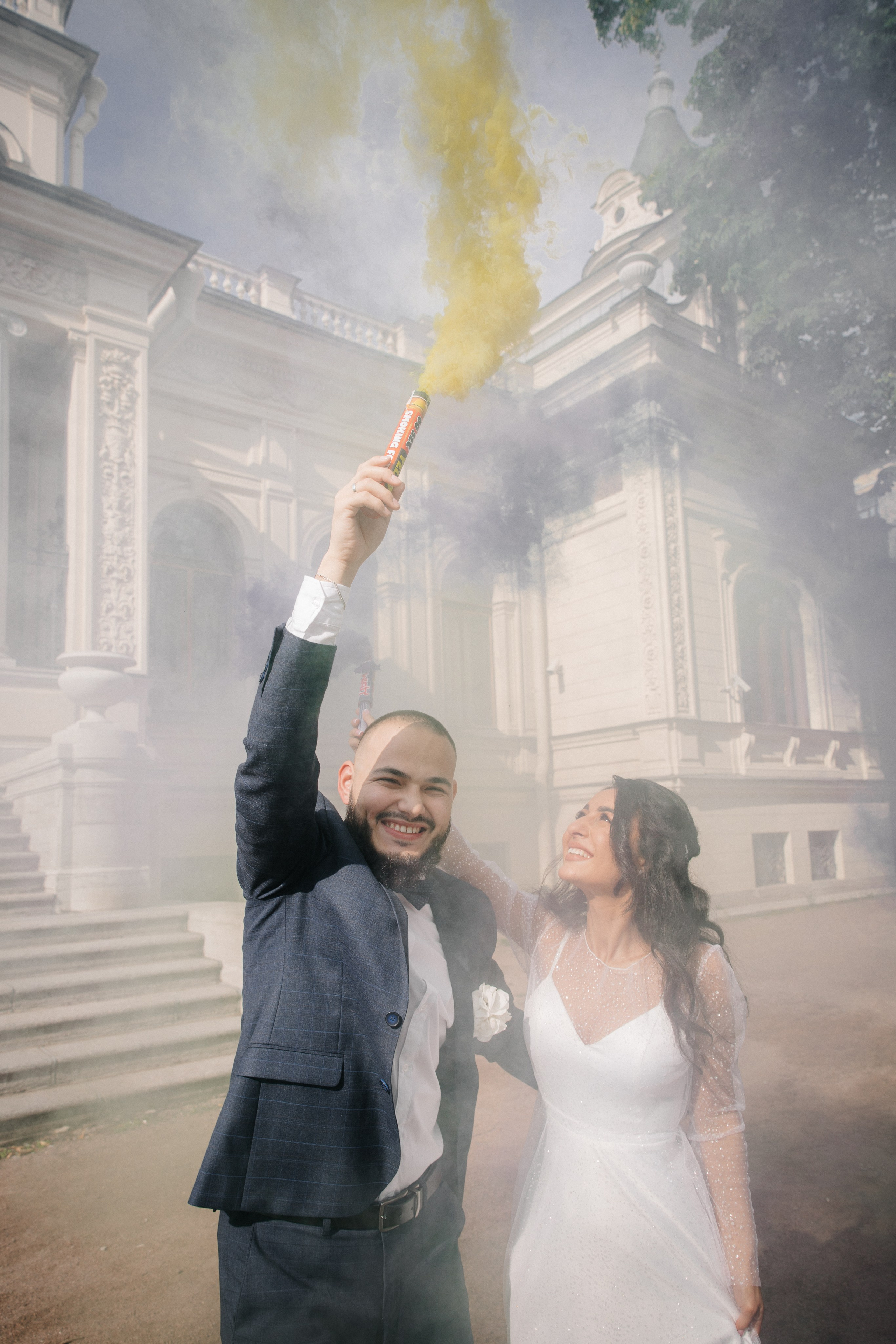 ВЫБОРГСКИЙ ЗАГС | июль, центр. Свадебный фотограф в Санкт-Петербурге Полина Корзухина