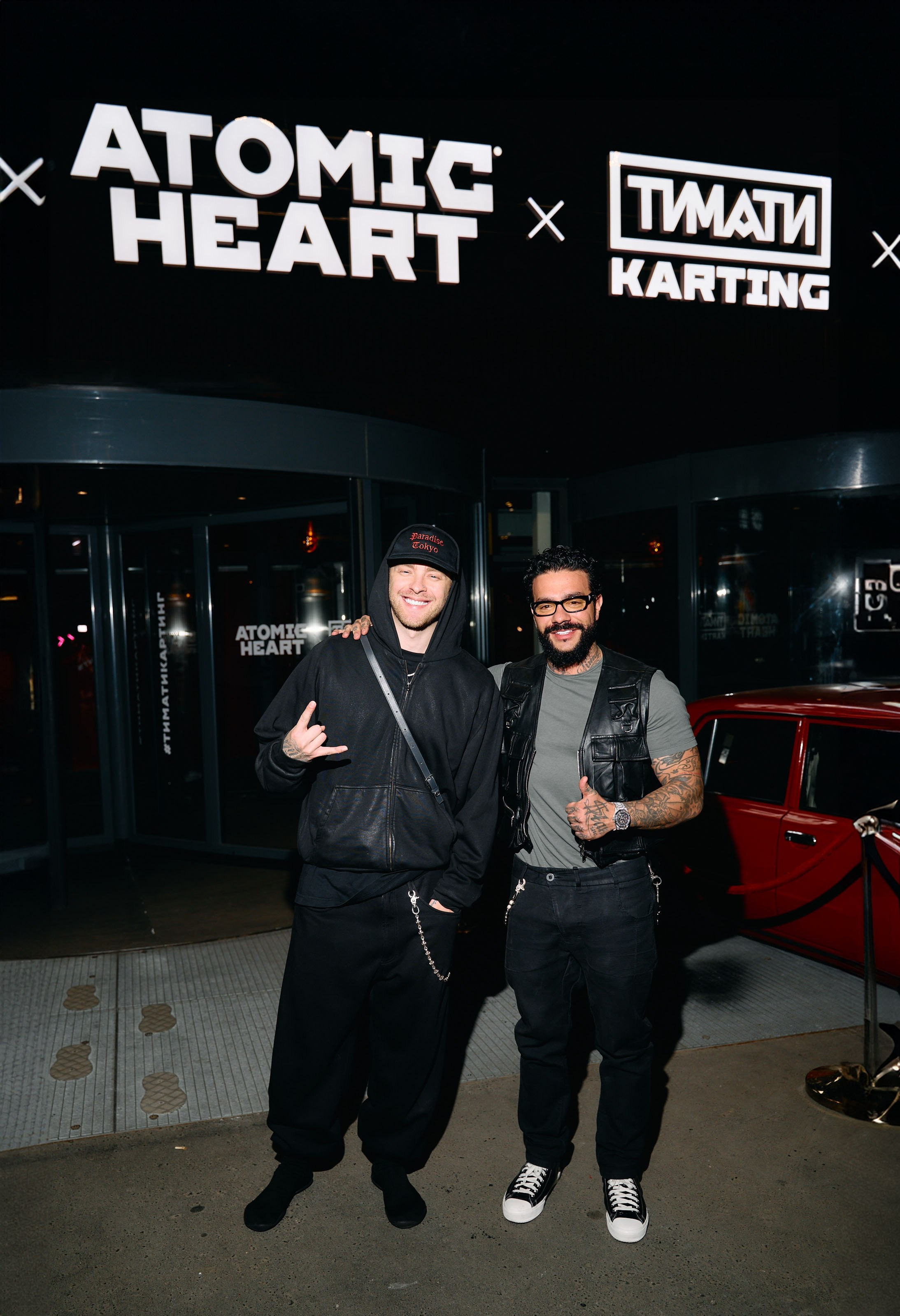 Светская хроника. Антон Чигляков -   профессиональный фотограф