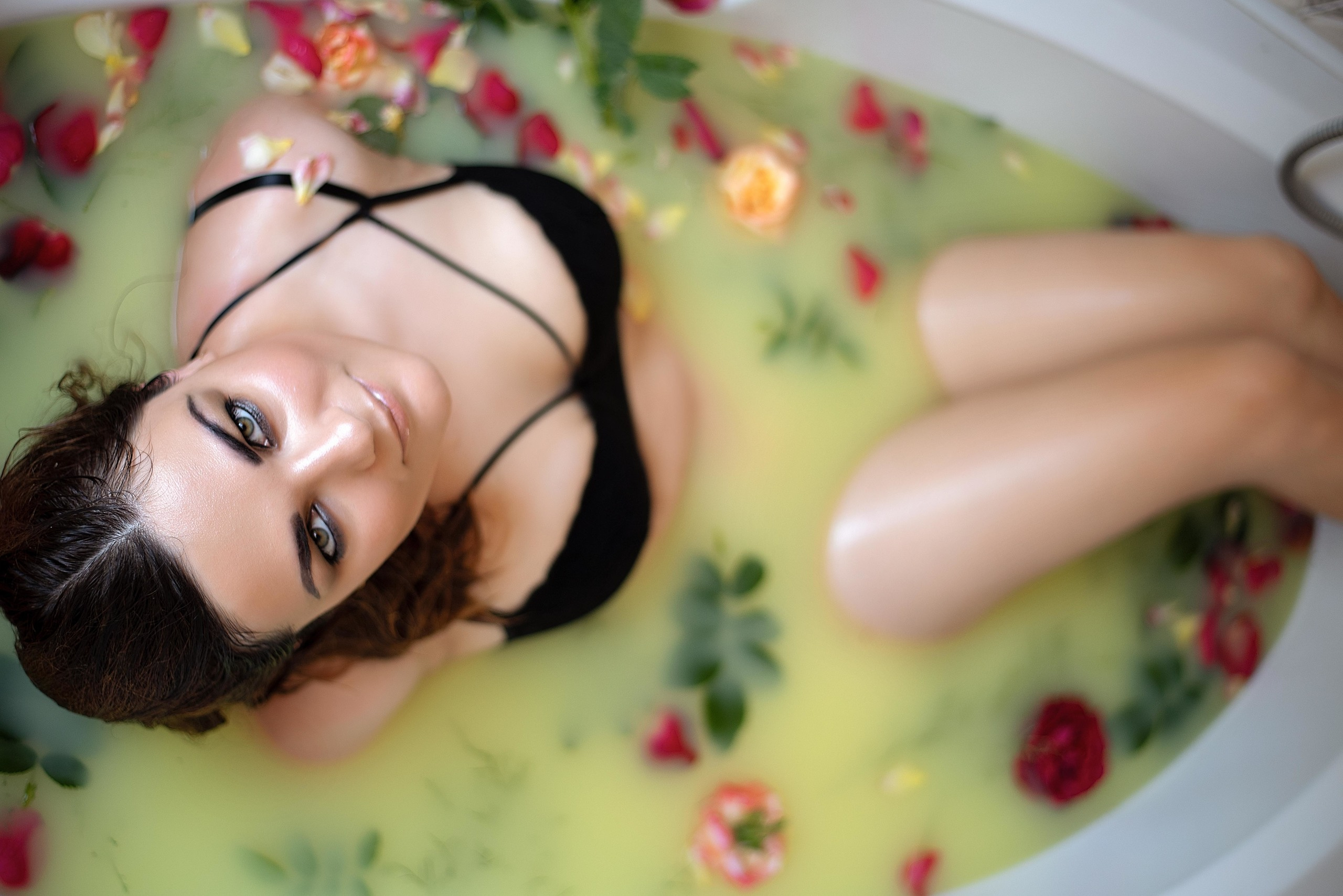 ФОТОПРОЕКТ — FLOWER BATH. Доброго времени суток! Меня зовут Куличкова Юлия — я фотограф Ваших эм