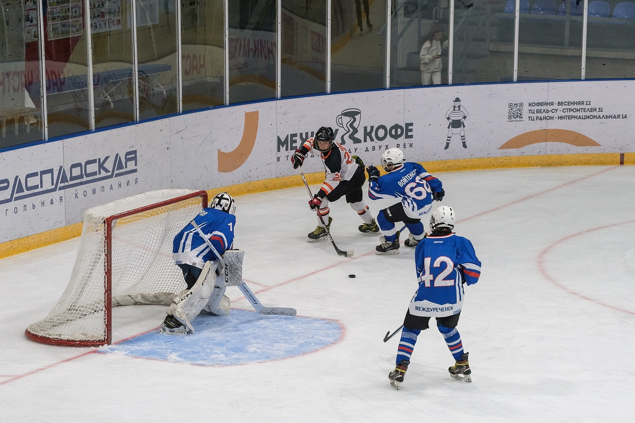 Хоккейный матч Вымпел-2011 (Междуреченск) vs Ермак (Ангарск) — фотограф в Междуреченске Никита Максимов