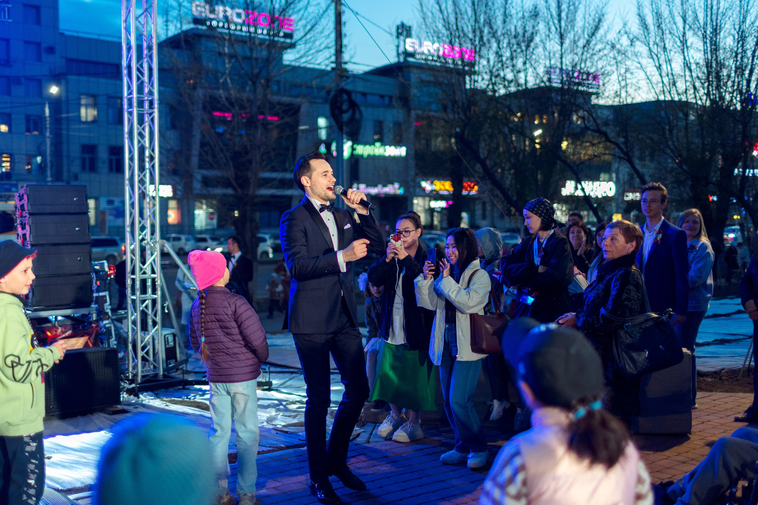 Концерт приуроченный к празднованию 80 лет победл. Свадебный и семейный фотограф в Улан-Удэ