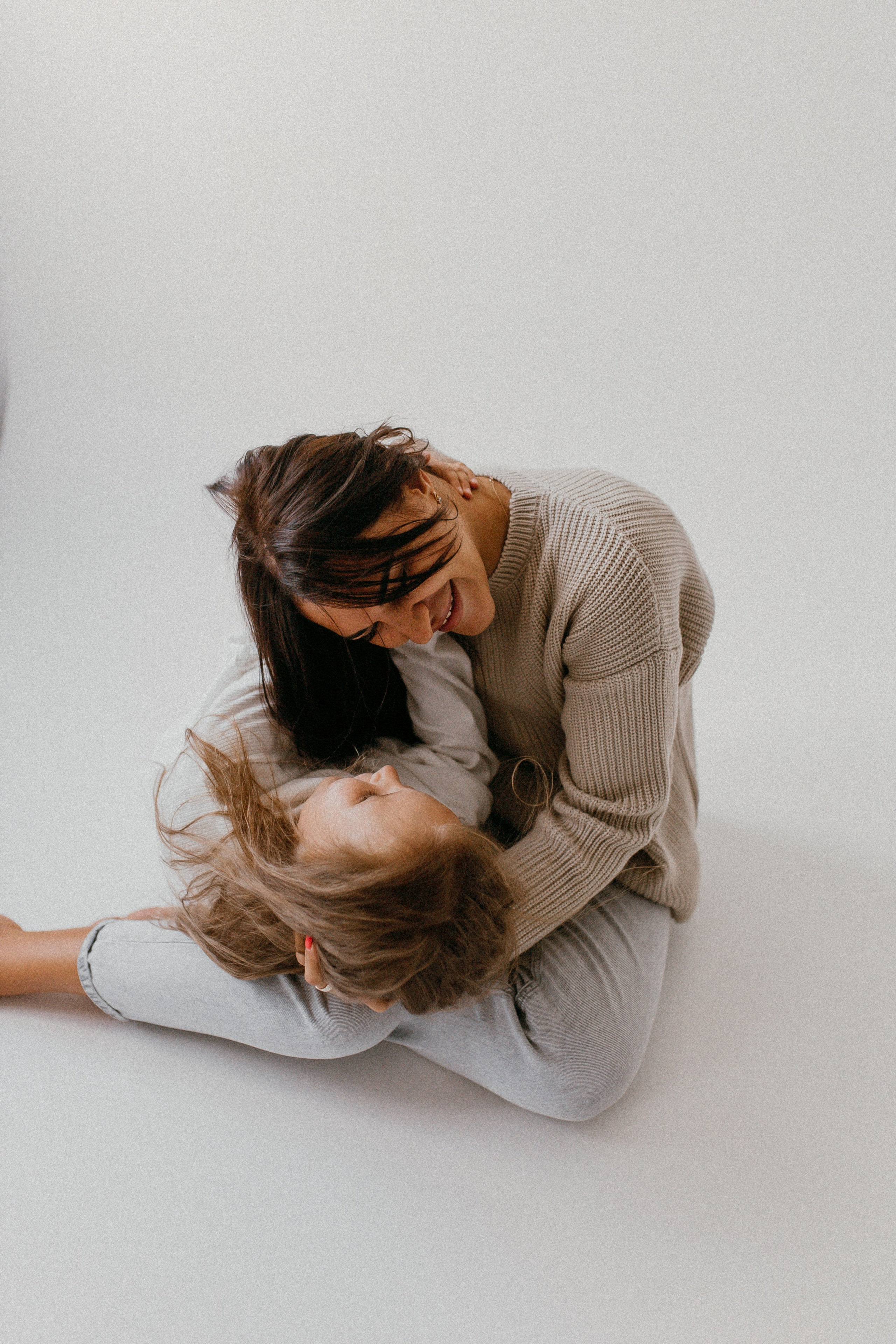 Есения и мама. Семейный фотограф Губкин/Старый Оскол