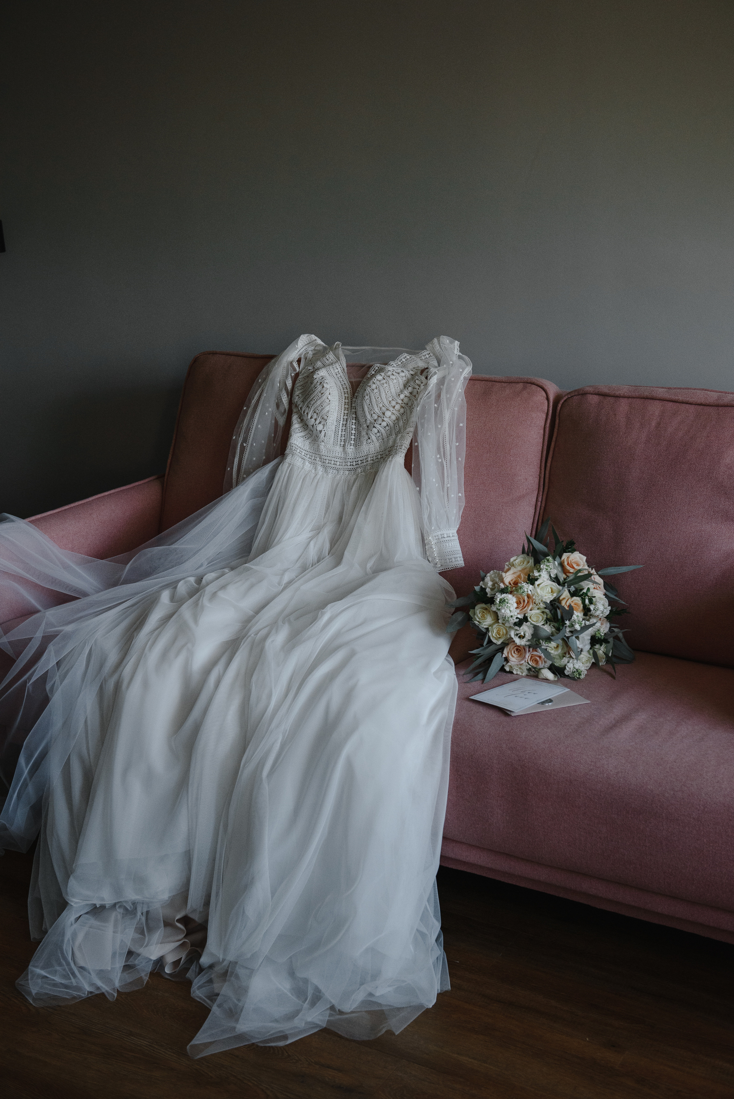 Скромность и нежность. Светлана Варфоломеева, женский и свадебный фотограф в Саратове