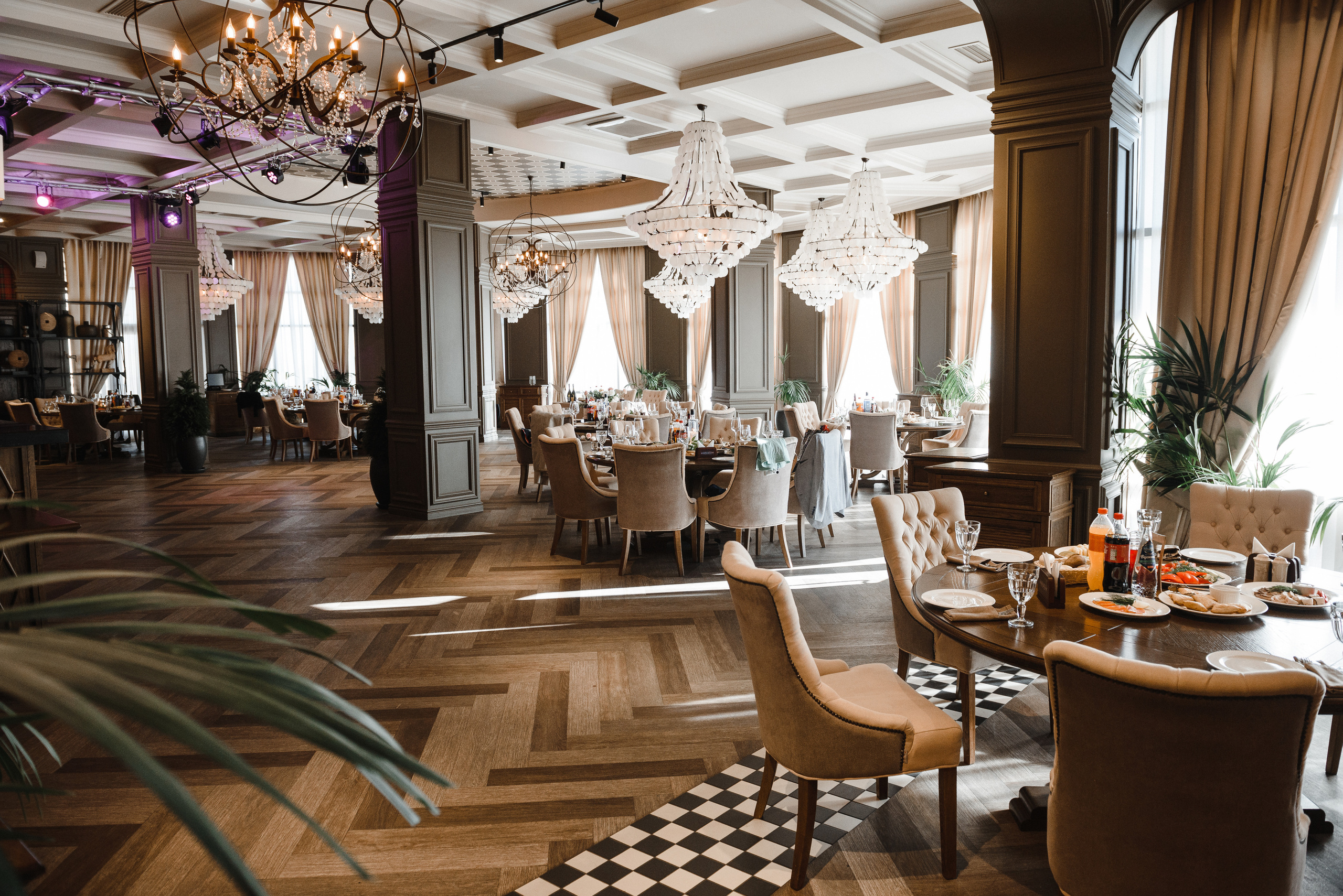 Скромность и нежность. Светлана Варфоломеева, женский и свадебный фотограф в Саратове