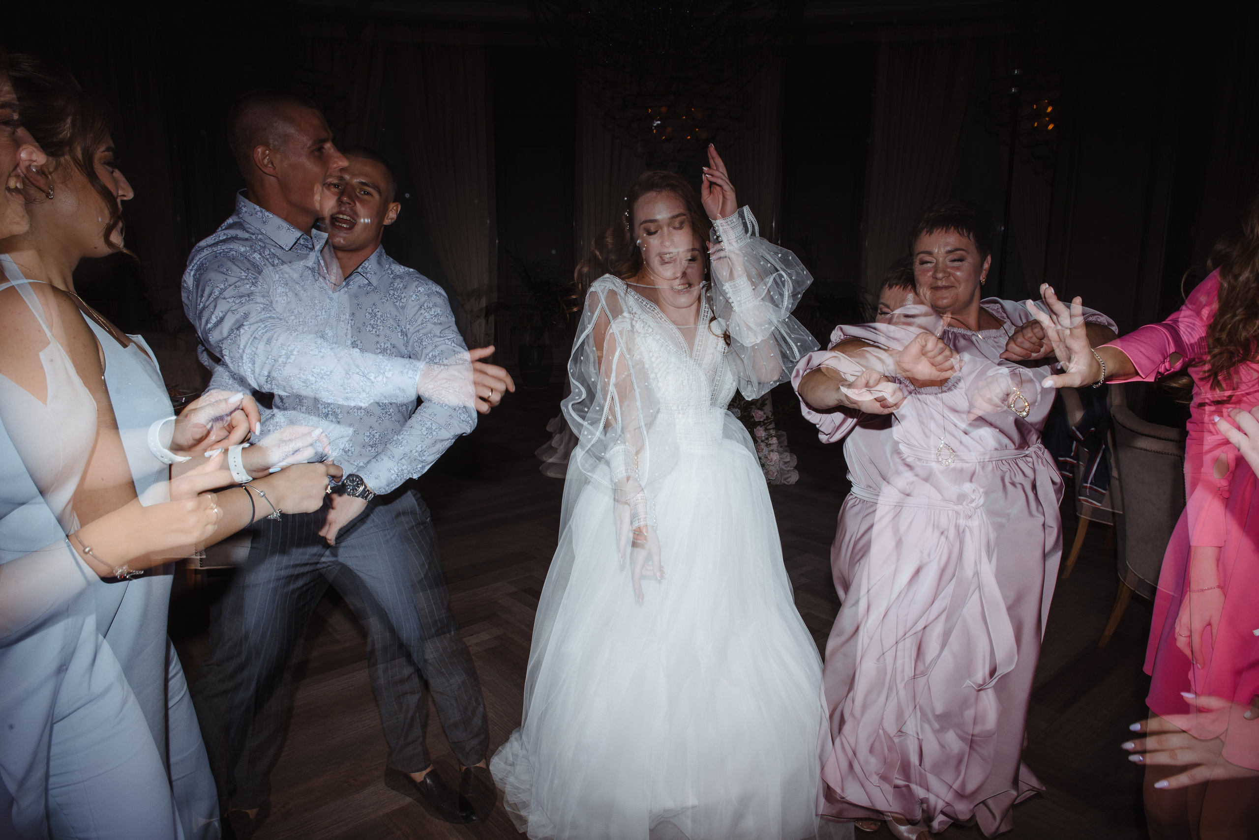 Скромность и нежность. Светлана Варфоломеева, женский и свадебный фотограф в Саратове