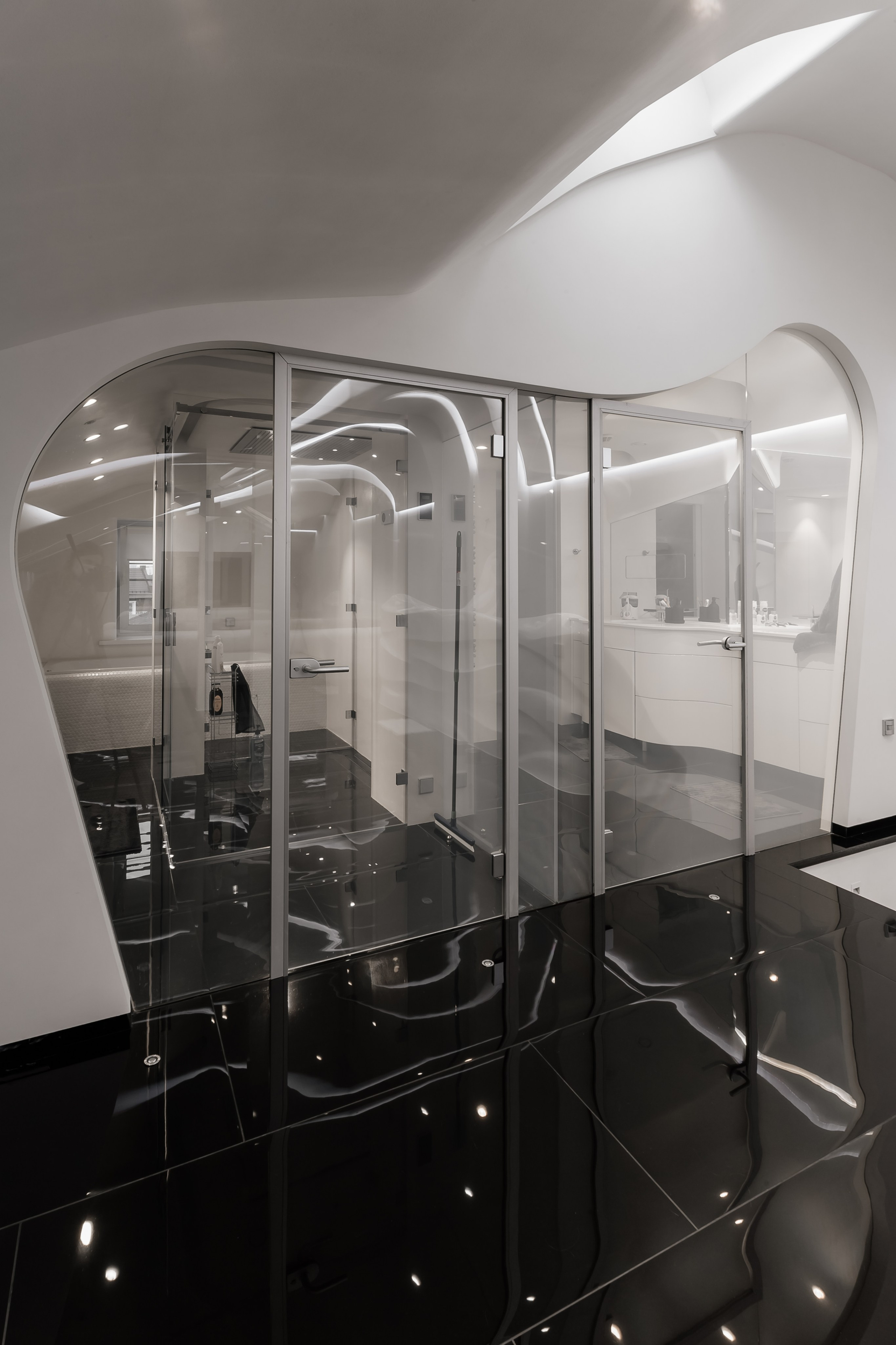 Частный дом остекление Frameless. Профессиональный фотограф Инесса Новикова в Москве