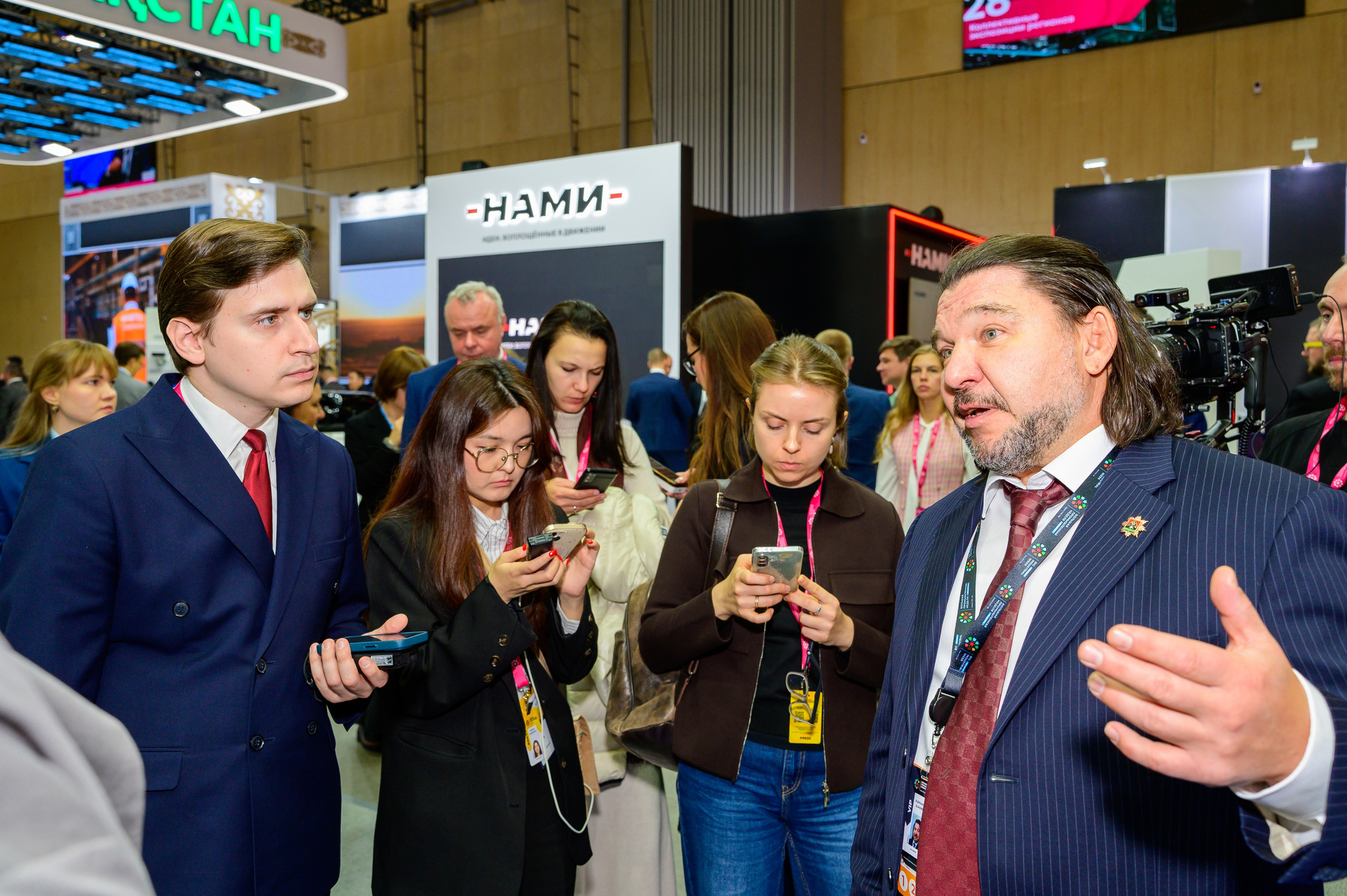 BigindustrialweekBelarus. Фотоуслуги, услуги фотографа, фотографирование важных событий