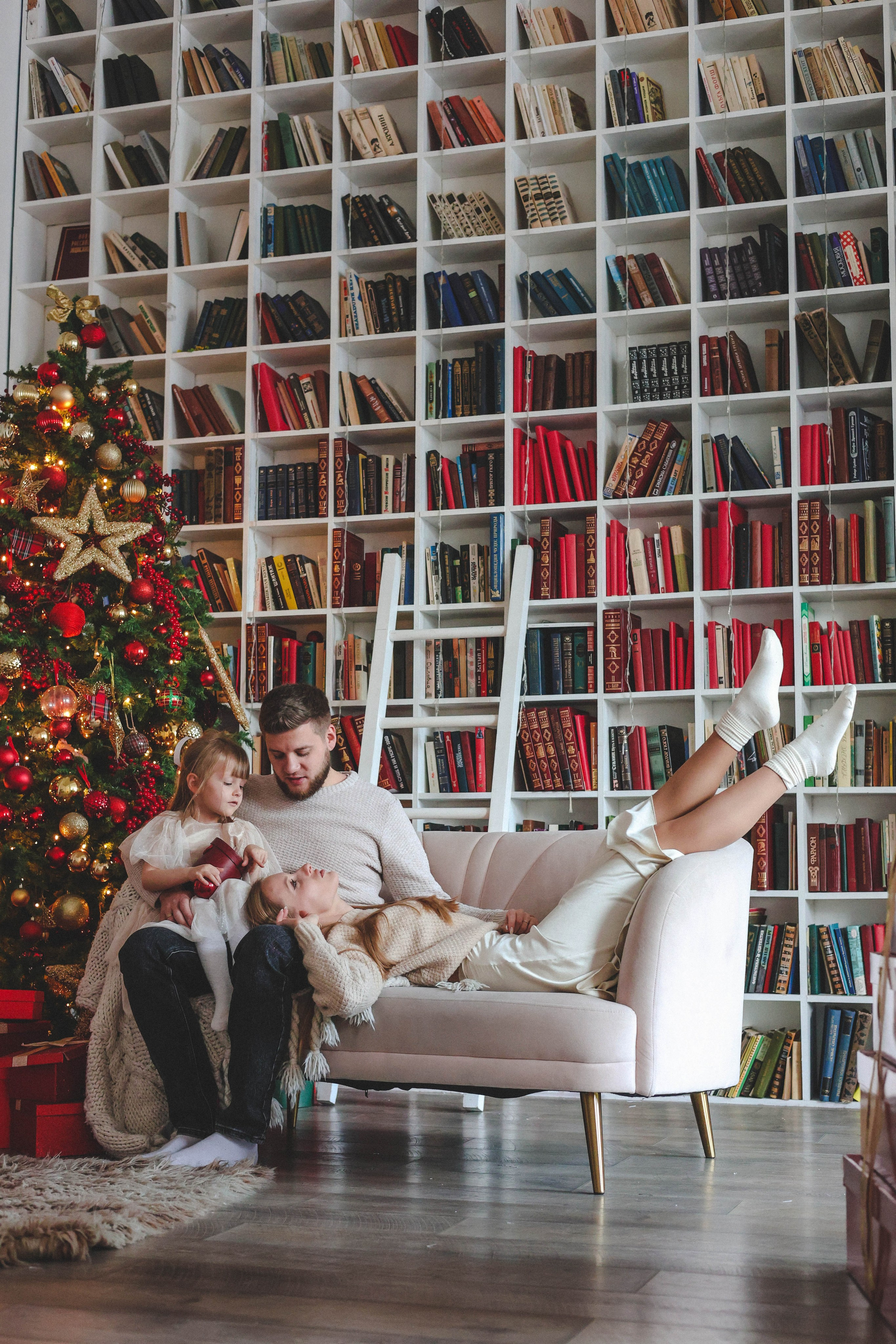 Новогодняя история «Кира и ее семья». Фотограф в Москве Анастасия Калинина