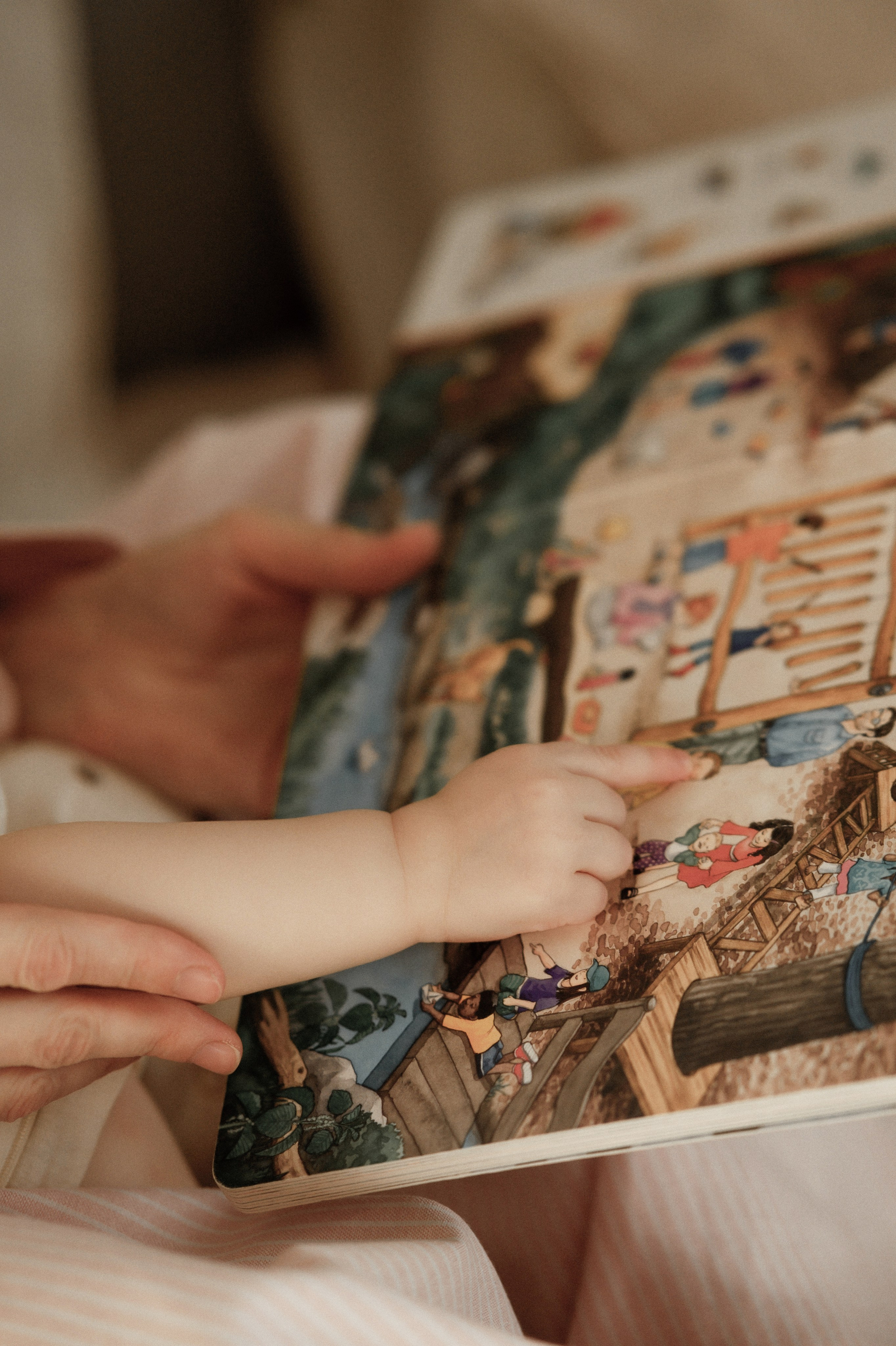 Даша и Варя дома. Семейный и свадебный lifestyle-фотограф в Москве Мария Петрова