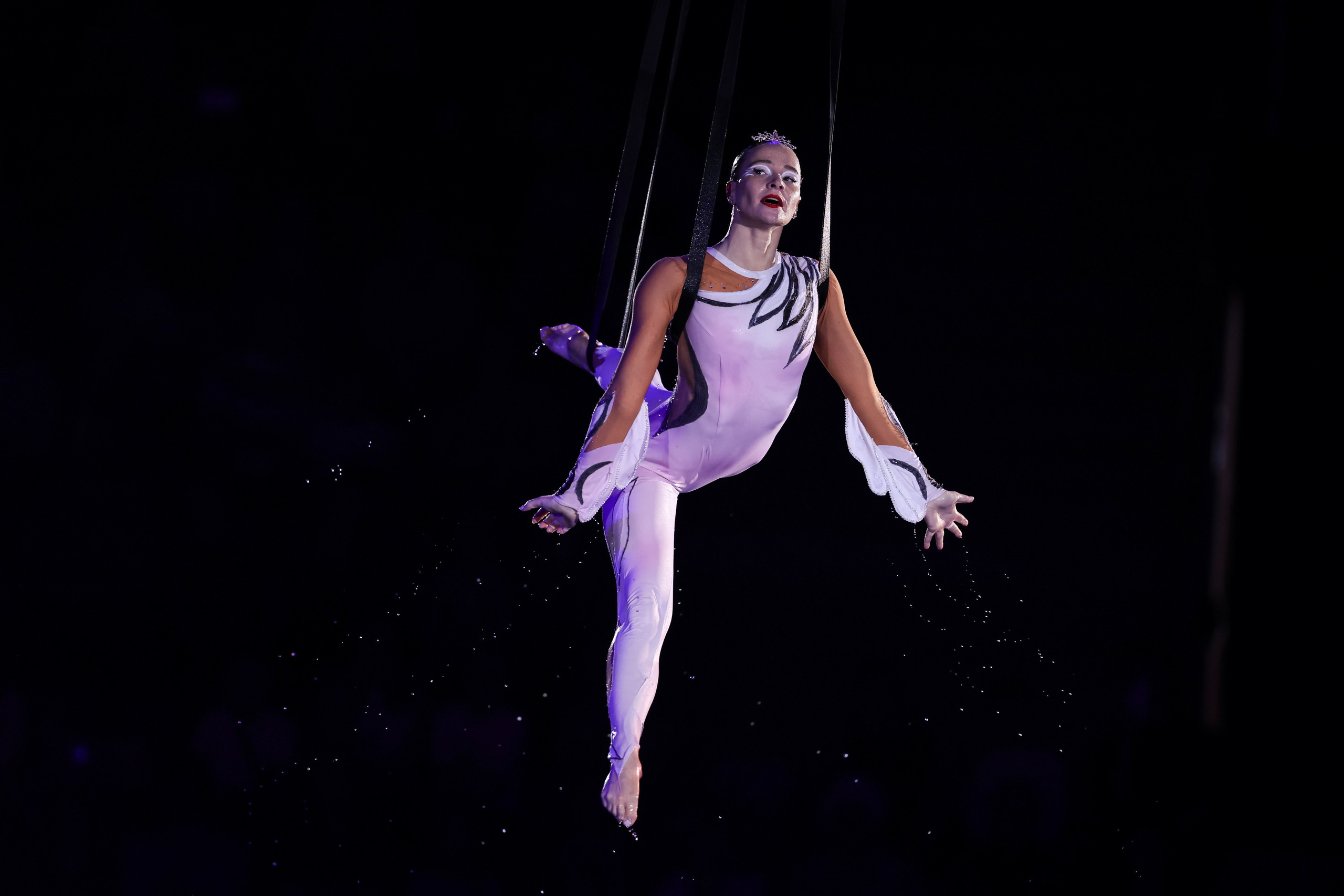 «Сказка о царе Салтане» спектакль на воде 30.12.2025. Спортивный и репортажный фотограф Антон Тереханов