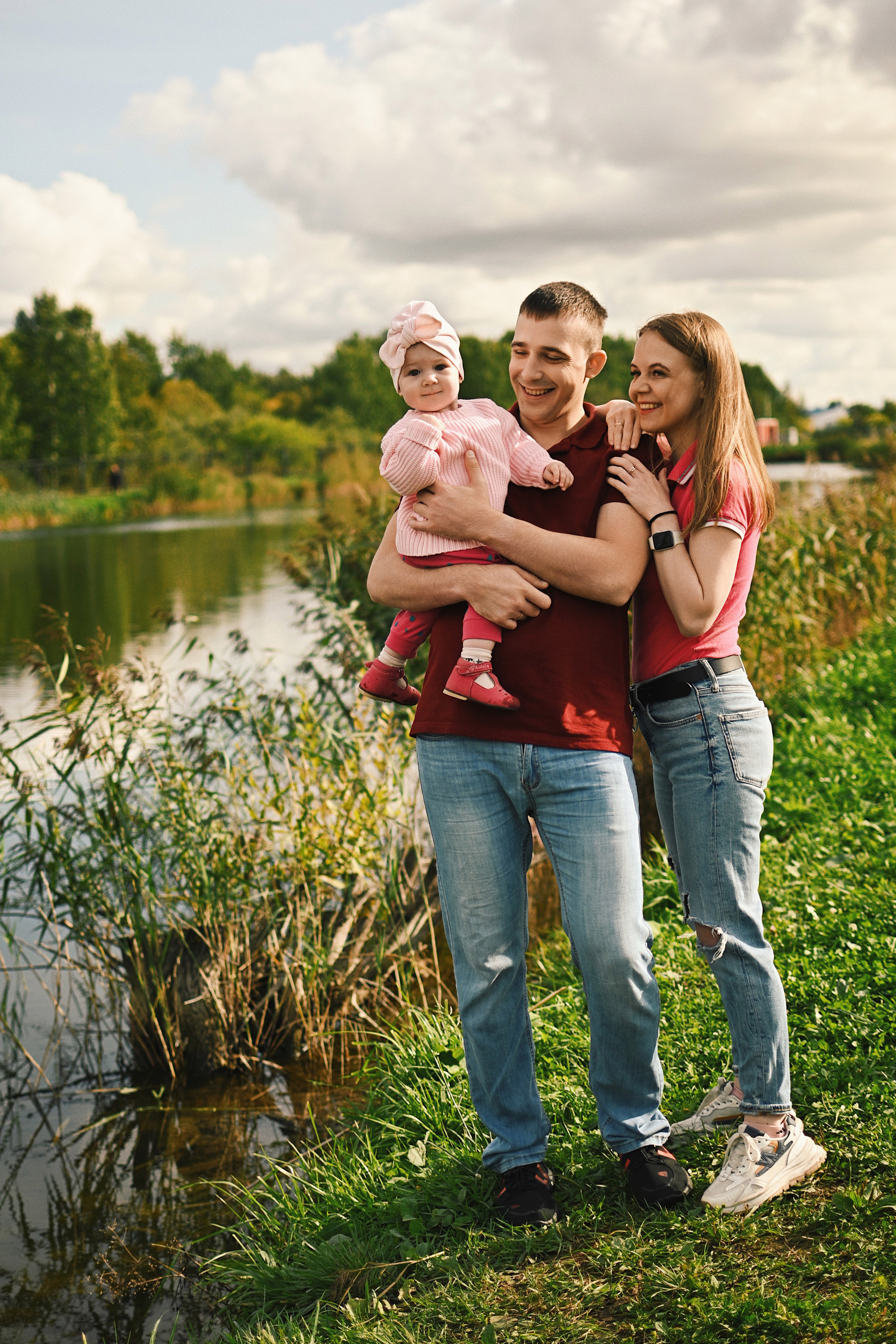 Семейная фотосессия на улице. Семейный и свадебный фотограф в Санкт-Петербурге Гришин Юрий