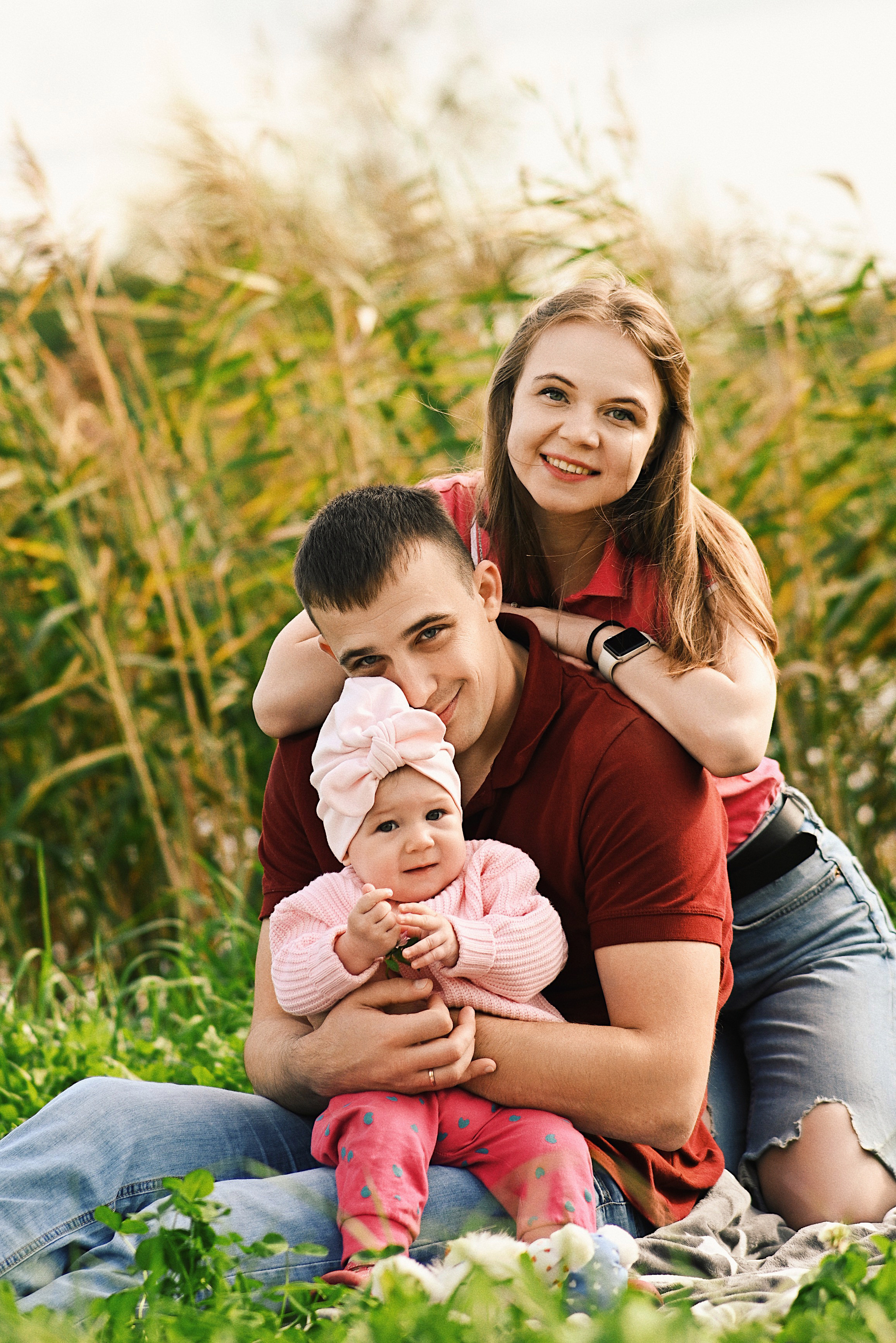 Семейная фотосессия на улице. Семейный и свадебный фотограф в Санкт-Петербурге Гришин Юрий