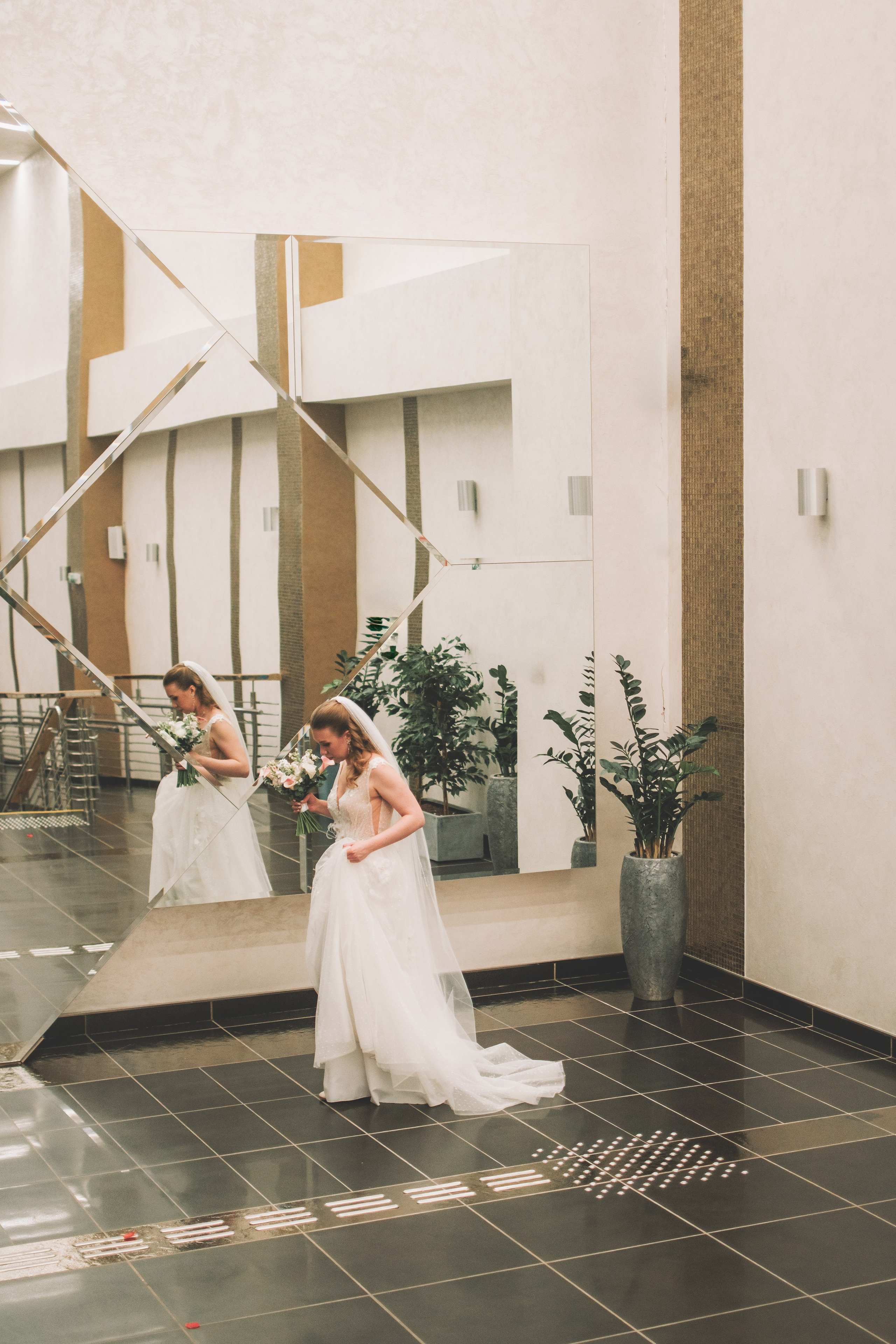 Альберт и Анастасия (Студийная фотосессия, роспись в ДК Нефтяник + фотосессия с гостями). Семейный и свадебный фотограф Губкинский и Ставрополь