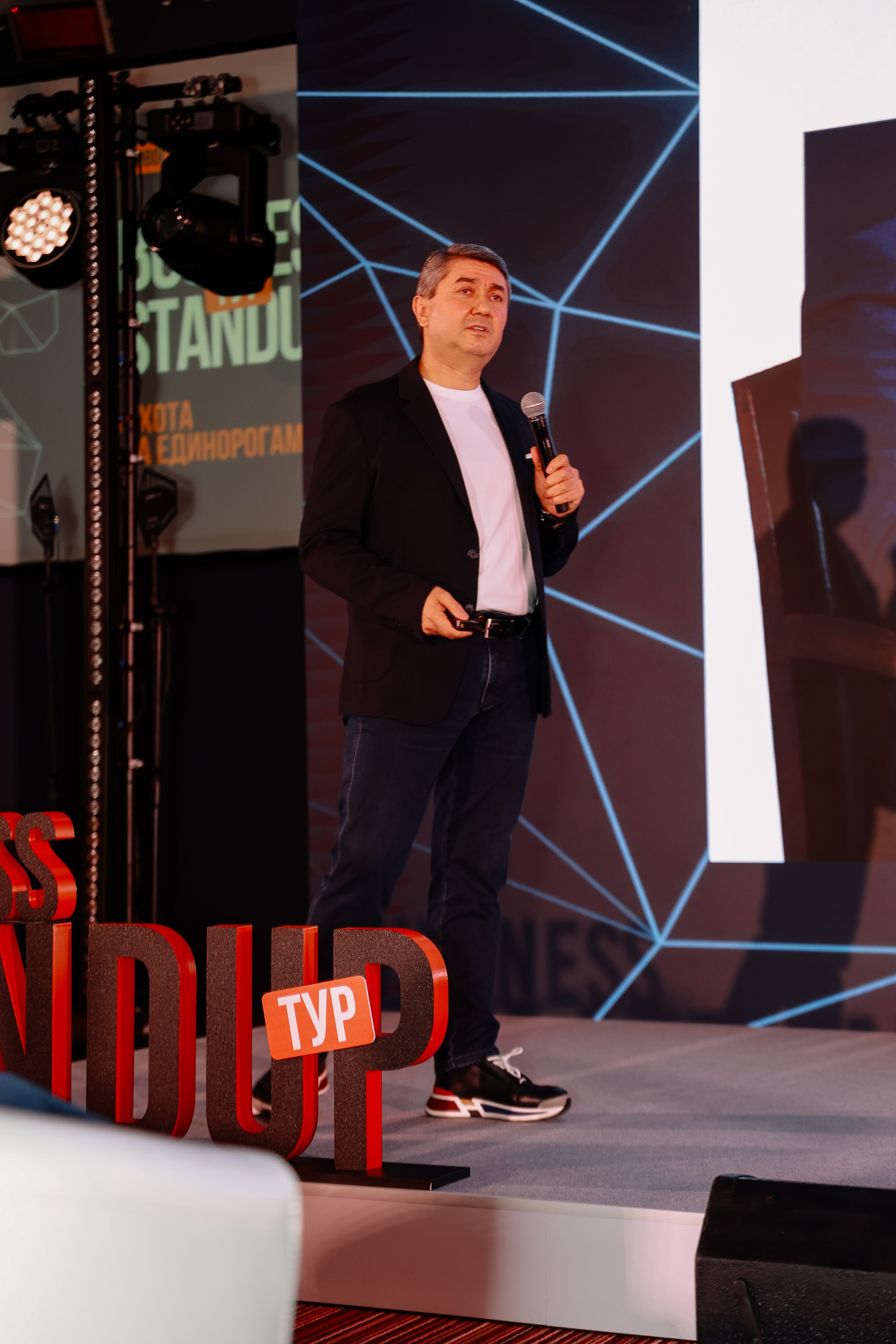 BUSNESS STANDUP с Оскаром Хартманном. Фотограф Юлия Мальцева