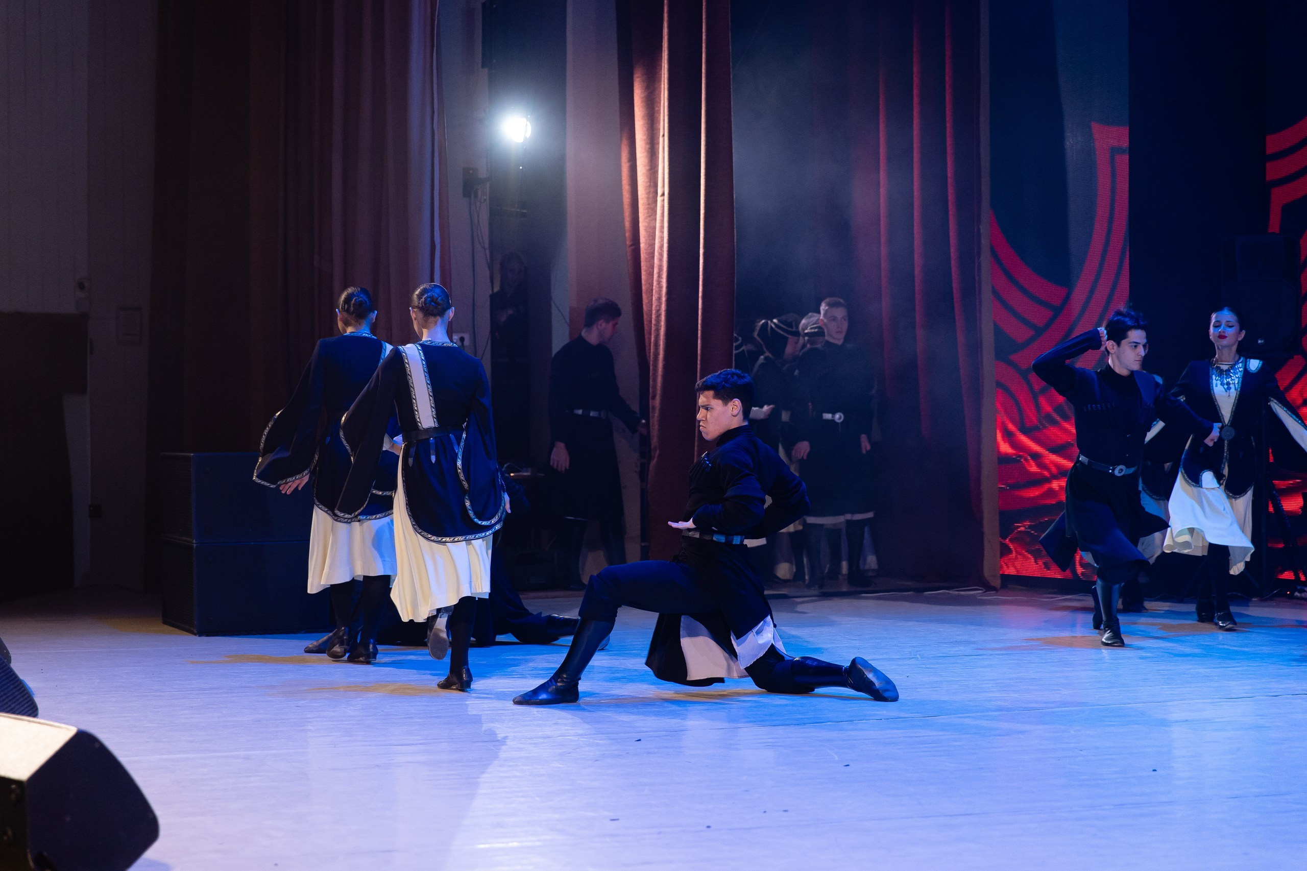 Танцы. Фотограф Николай Петрушкин | Ставрополь, Москва