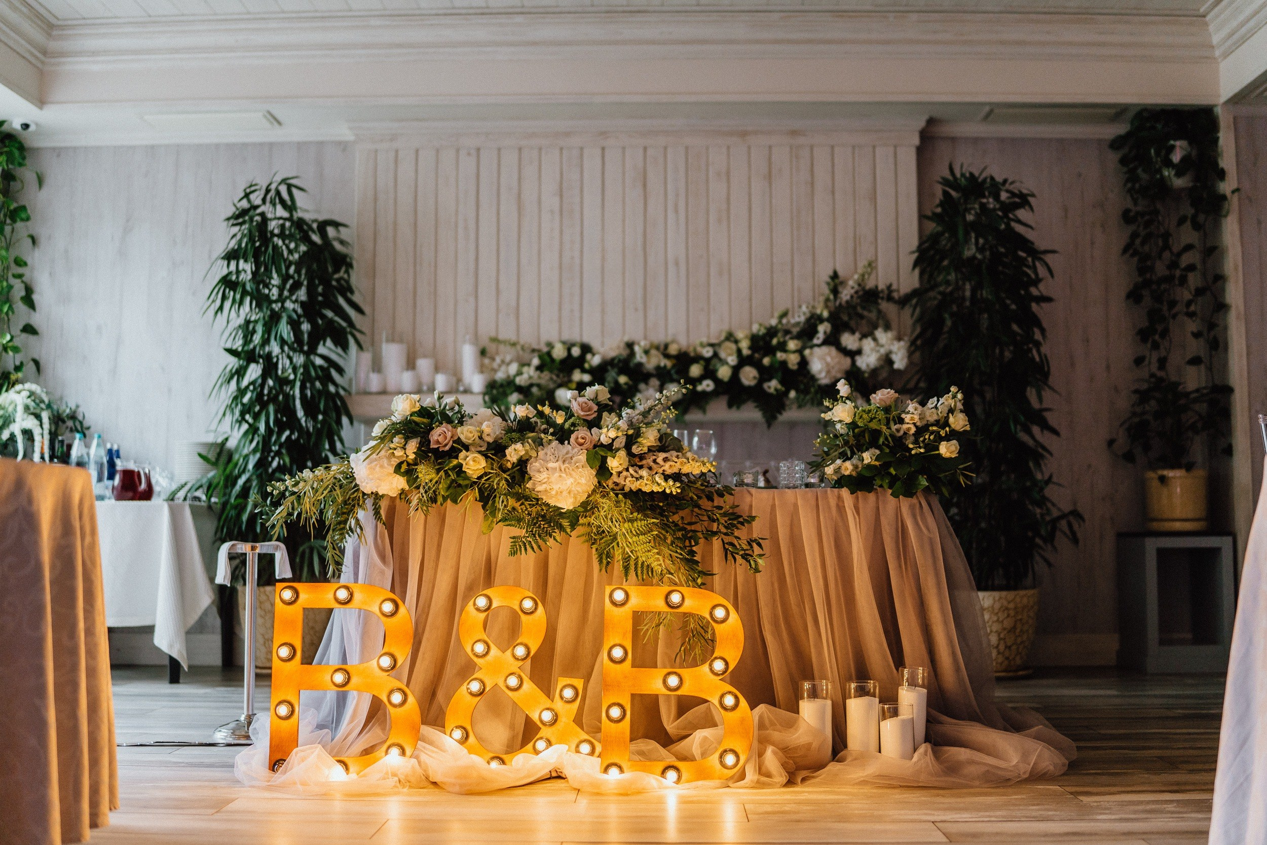 Валентина и Владислав. Ведущая на свадьбу, корпоратив, юбилей в Москве Бойчук Наталья