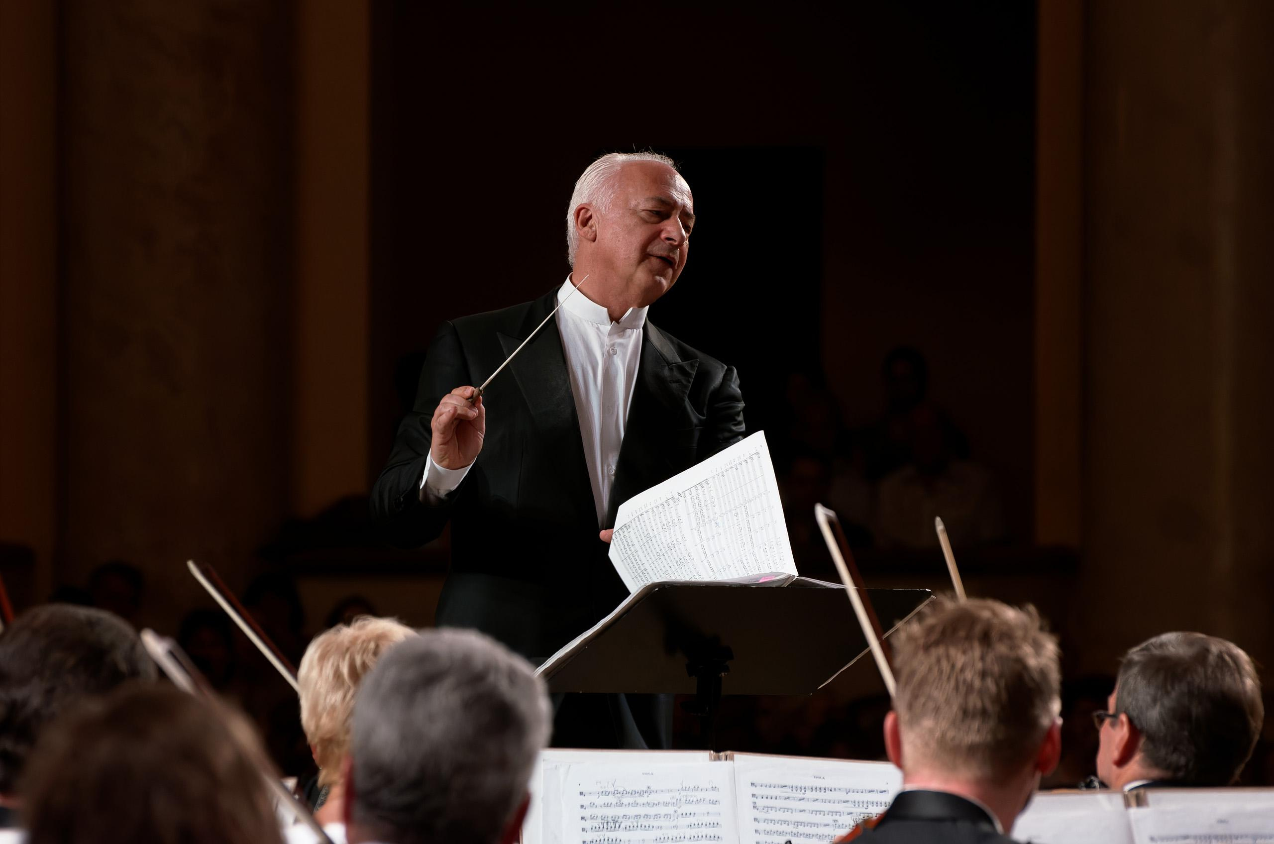 Концертный фотограф в Сочи. Репортажный фотограф в Сочи Евгений Реутов